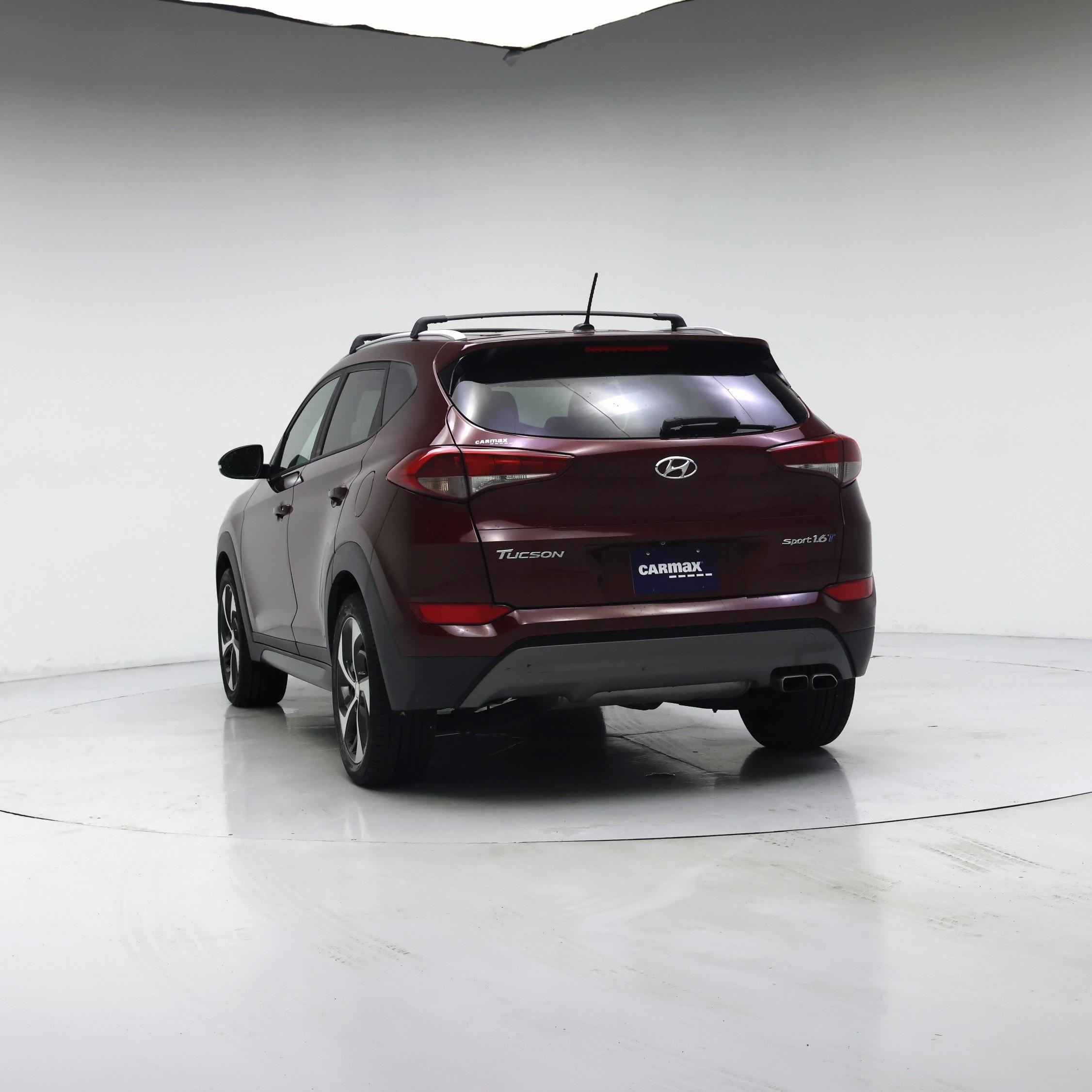 Thumbnail: 2016 Hyundai Tucson - 2