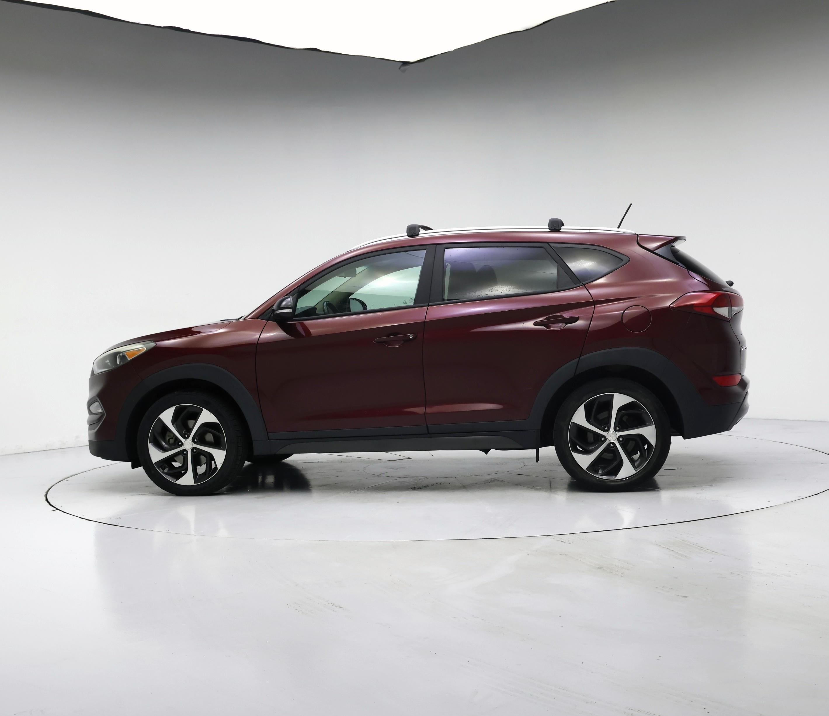 Thumbnail: 2016 Hyundai Tucson - 3