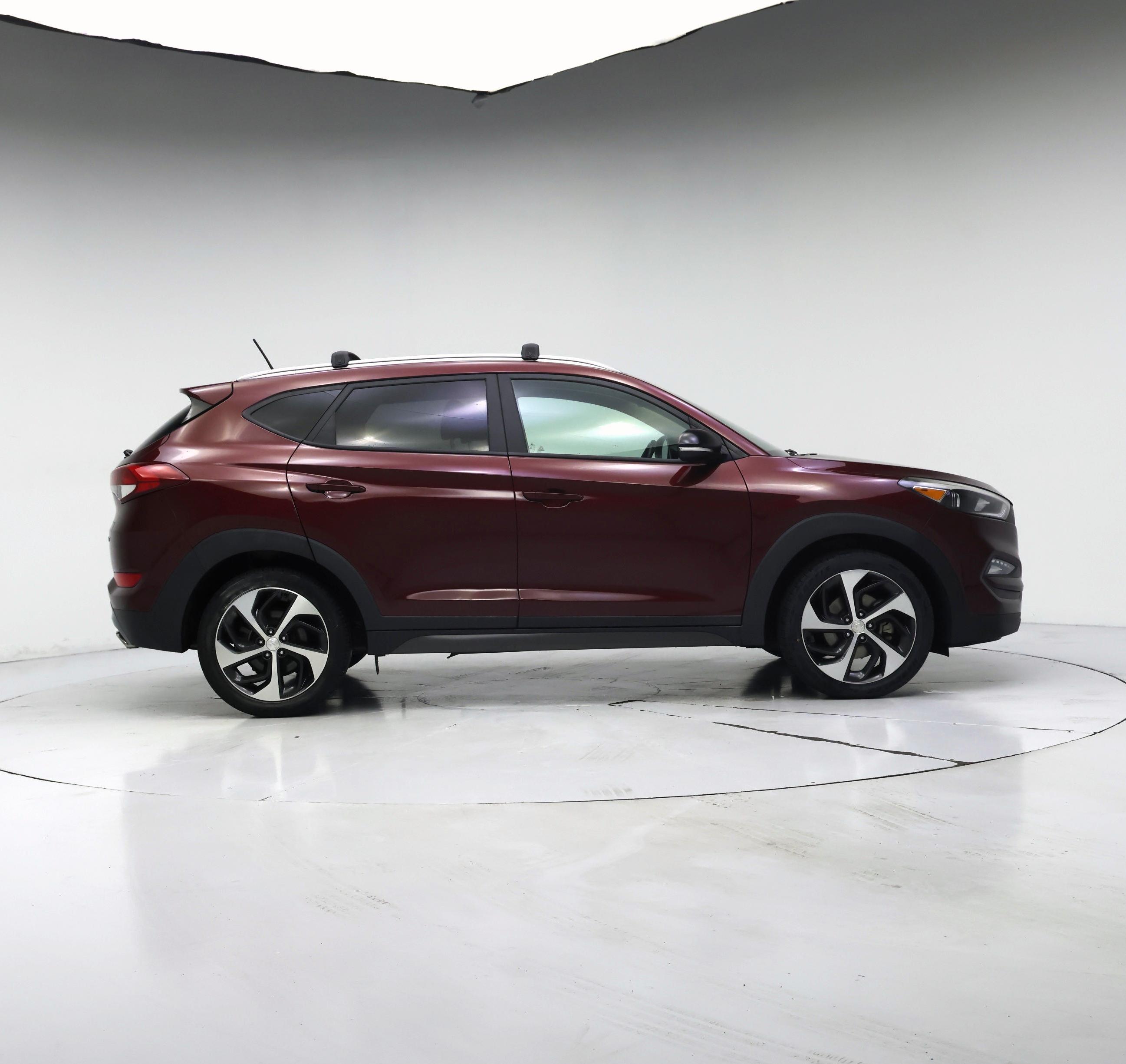 Thumbnail: 2016 Hyundai Tucson - 7