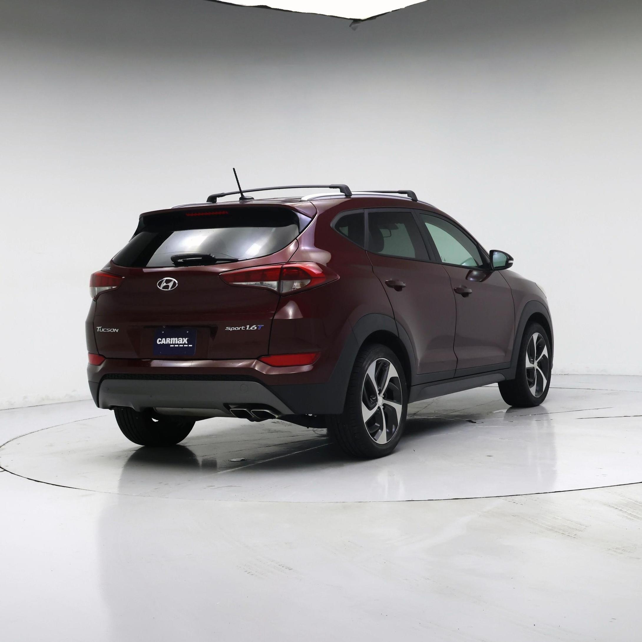 Thumbnail: 2016 Hyundai Tucson - 8