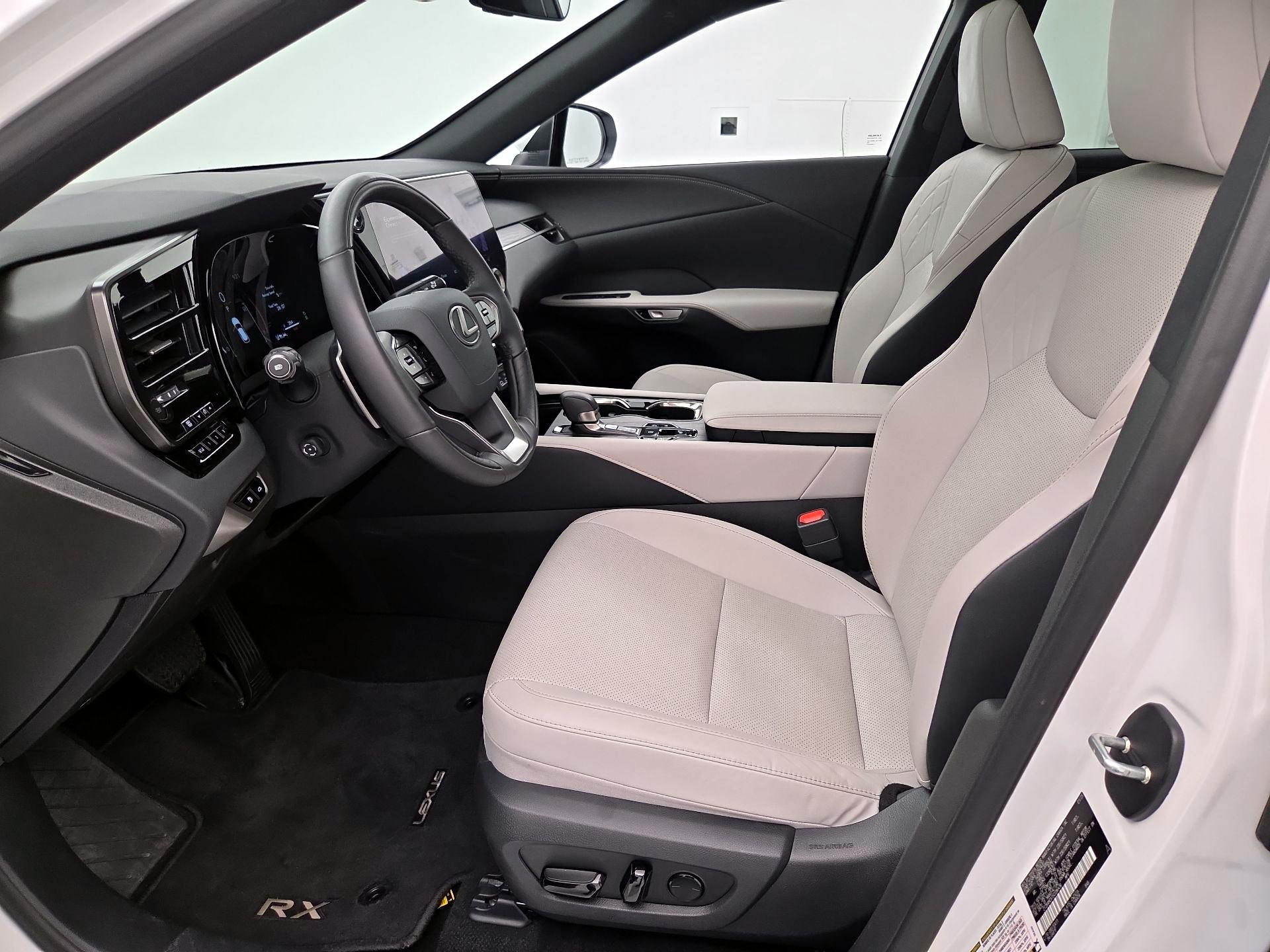 Thumbnail: 2025 Lexus RX - 11