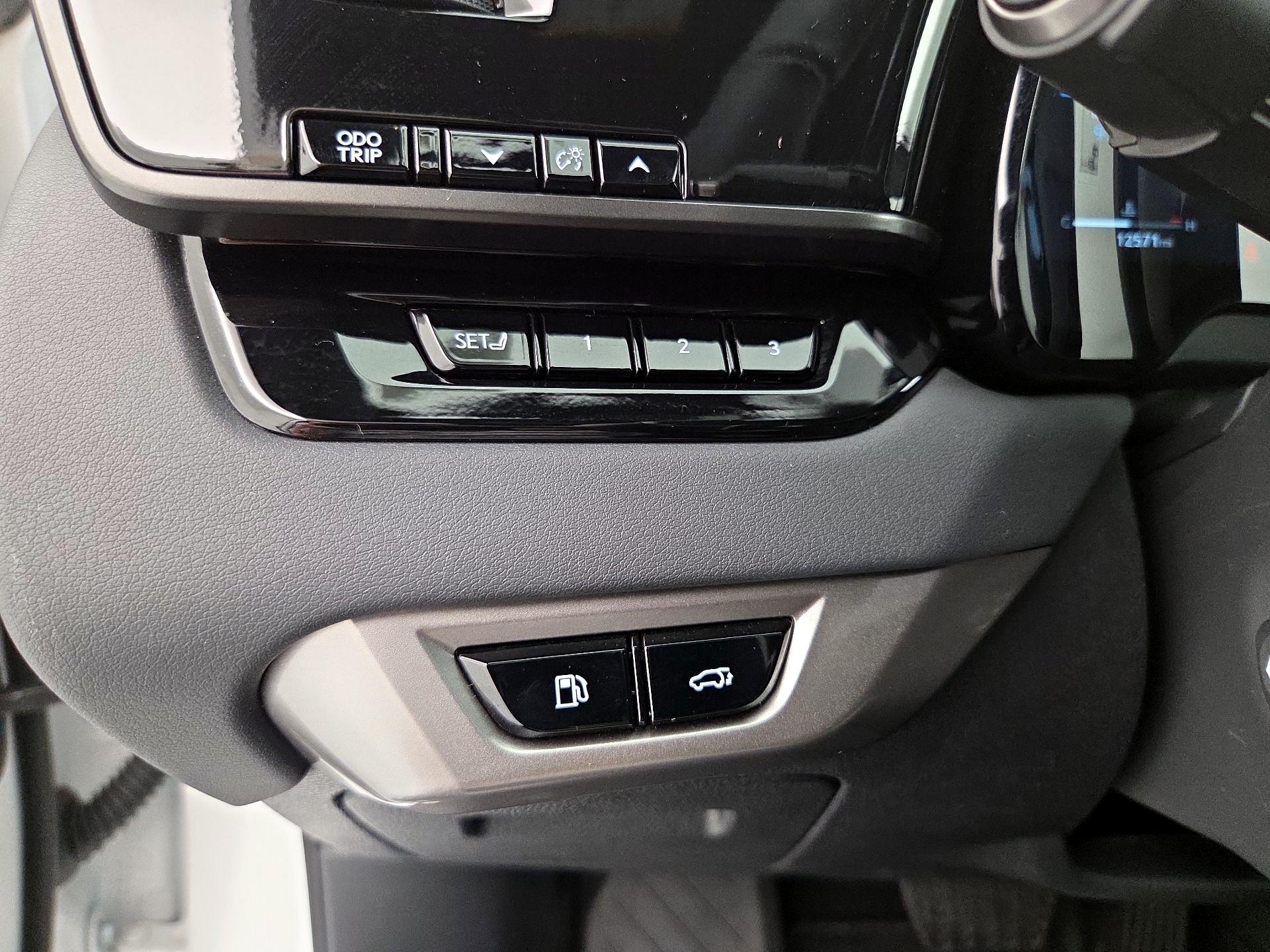 Thumbnail: 2025 Lexus RX - 13