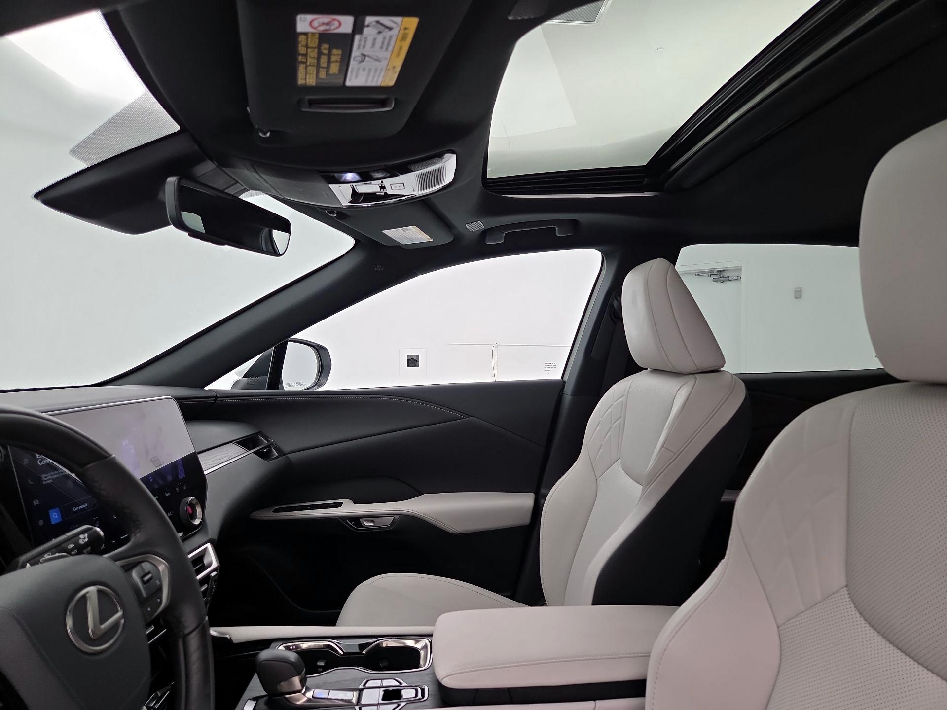 Thumbnail: 2025 Lexus RX - 19