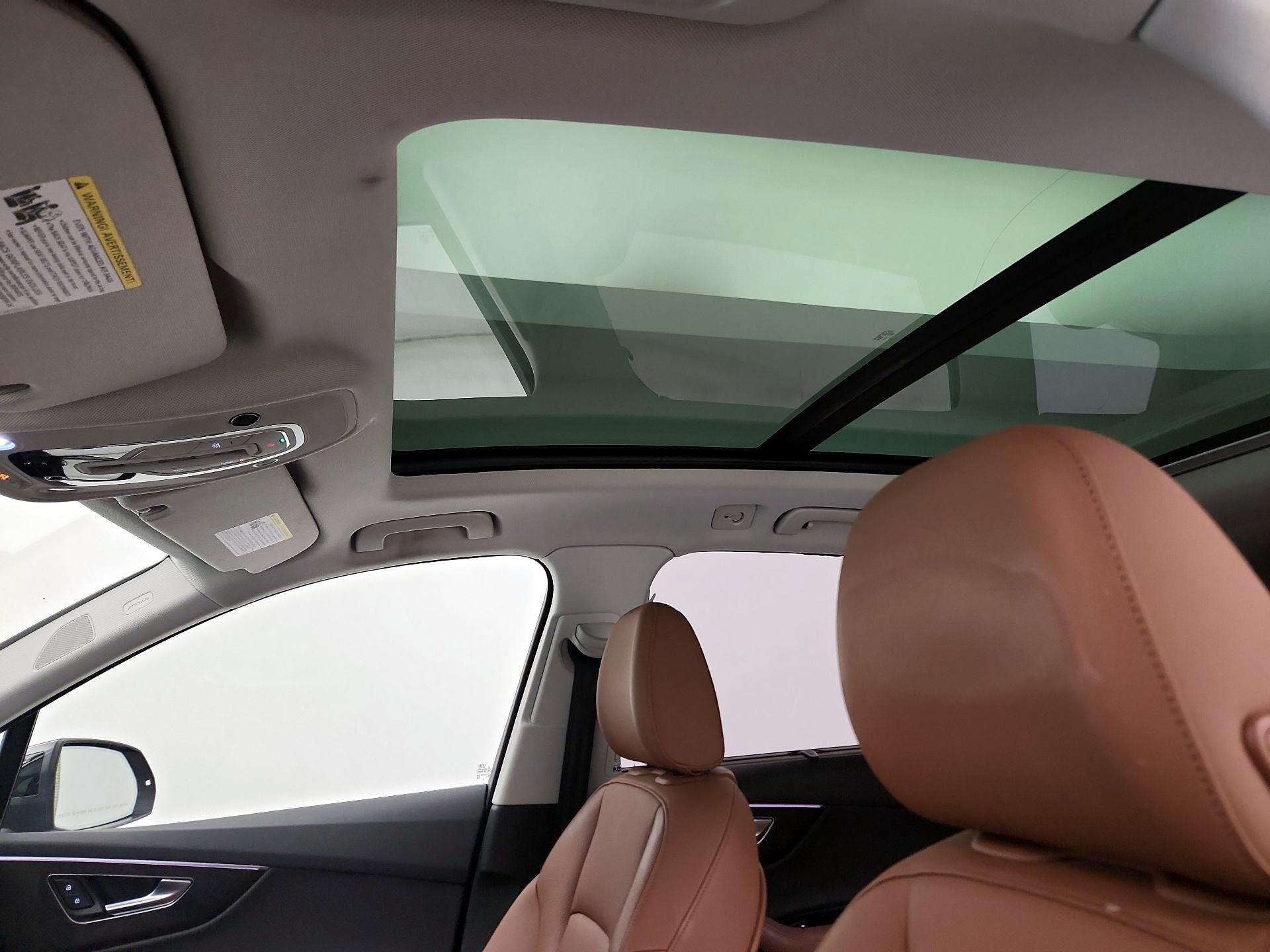 Thumbnail: 2021 Audi Q7 - 10