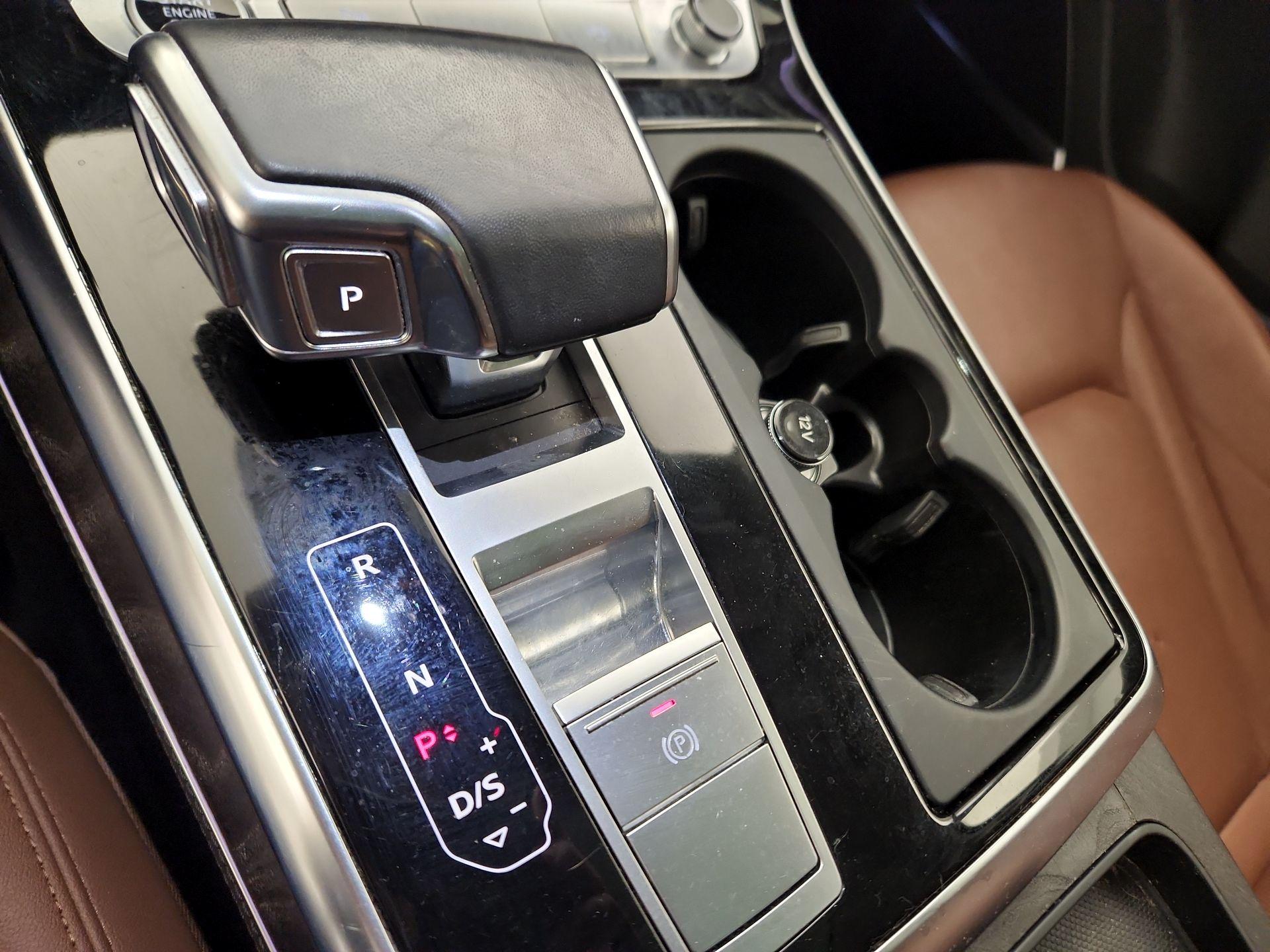 Thumbnail: 2021 Audi Q7 - 18