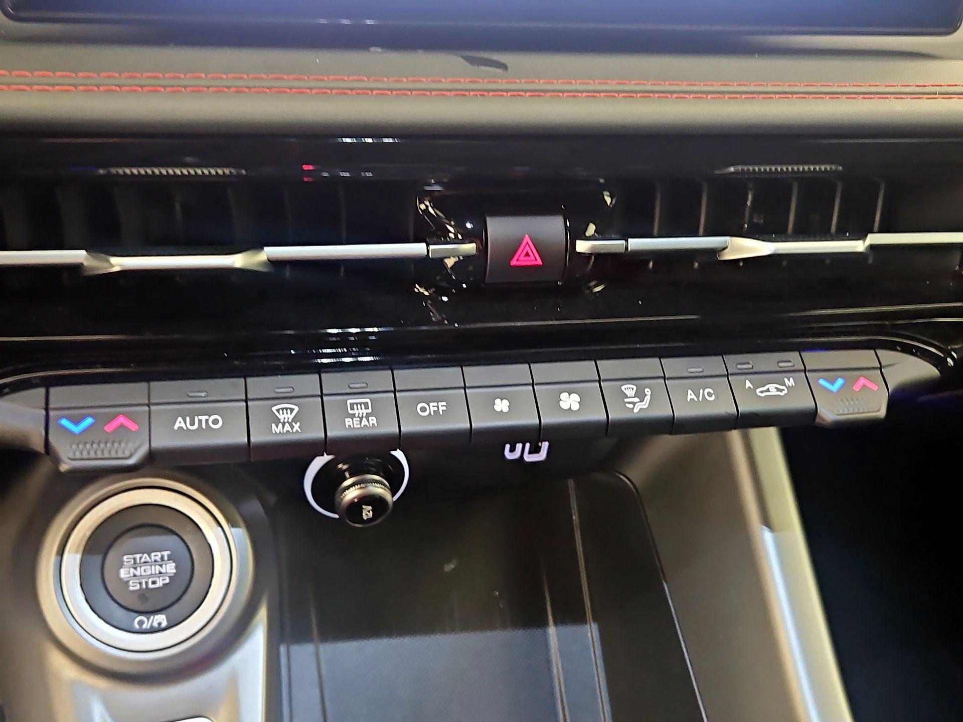 Thumbnail: 2024 Dodge Hornet - 16