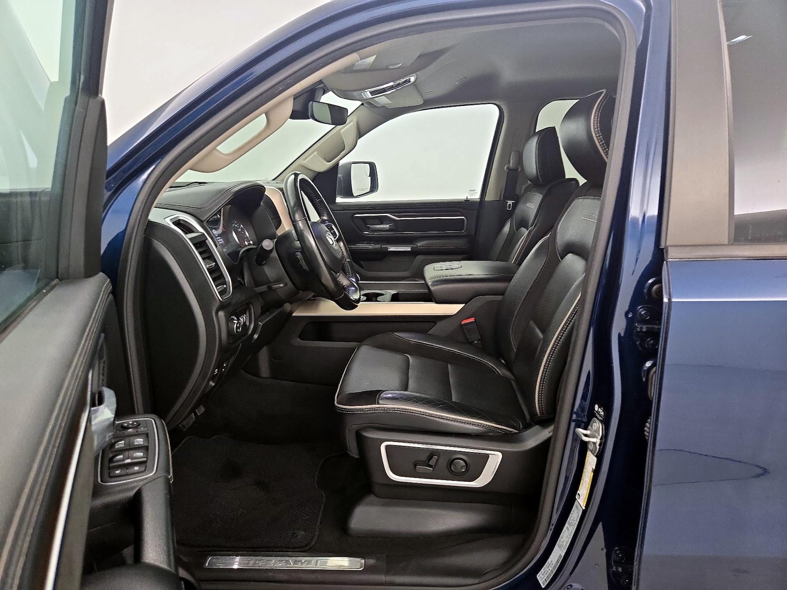 2022 RAM Ram 1500 Pickup Laramie - Photo 12