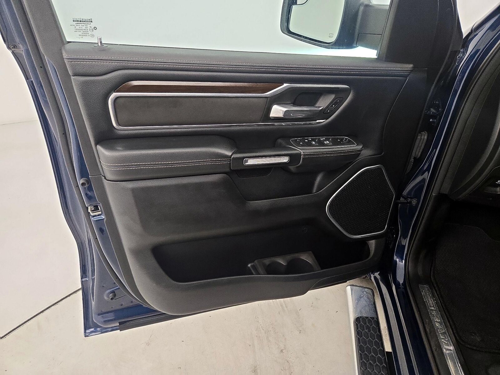 2022 RAM Ram 1500 Pickup Laramie - Photo 13