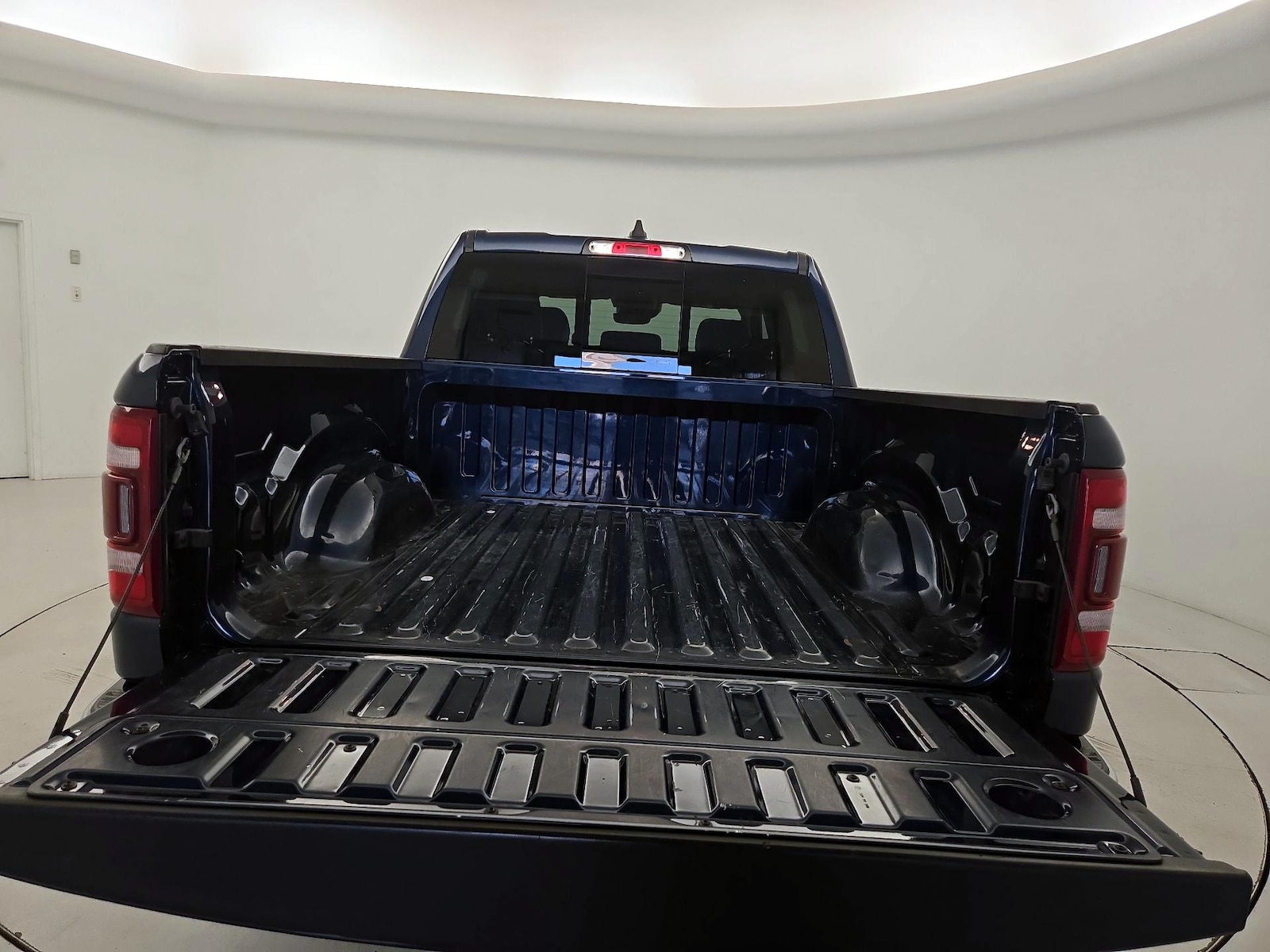 2022 RAM Ram 1500 Pickup Laramie - Photo 22