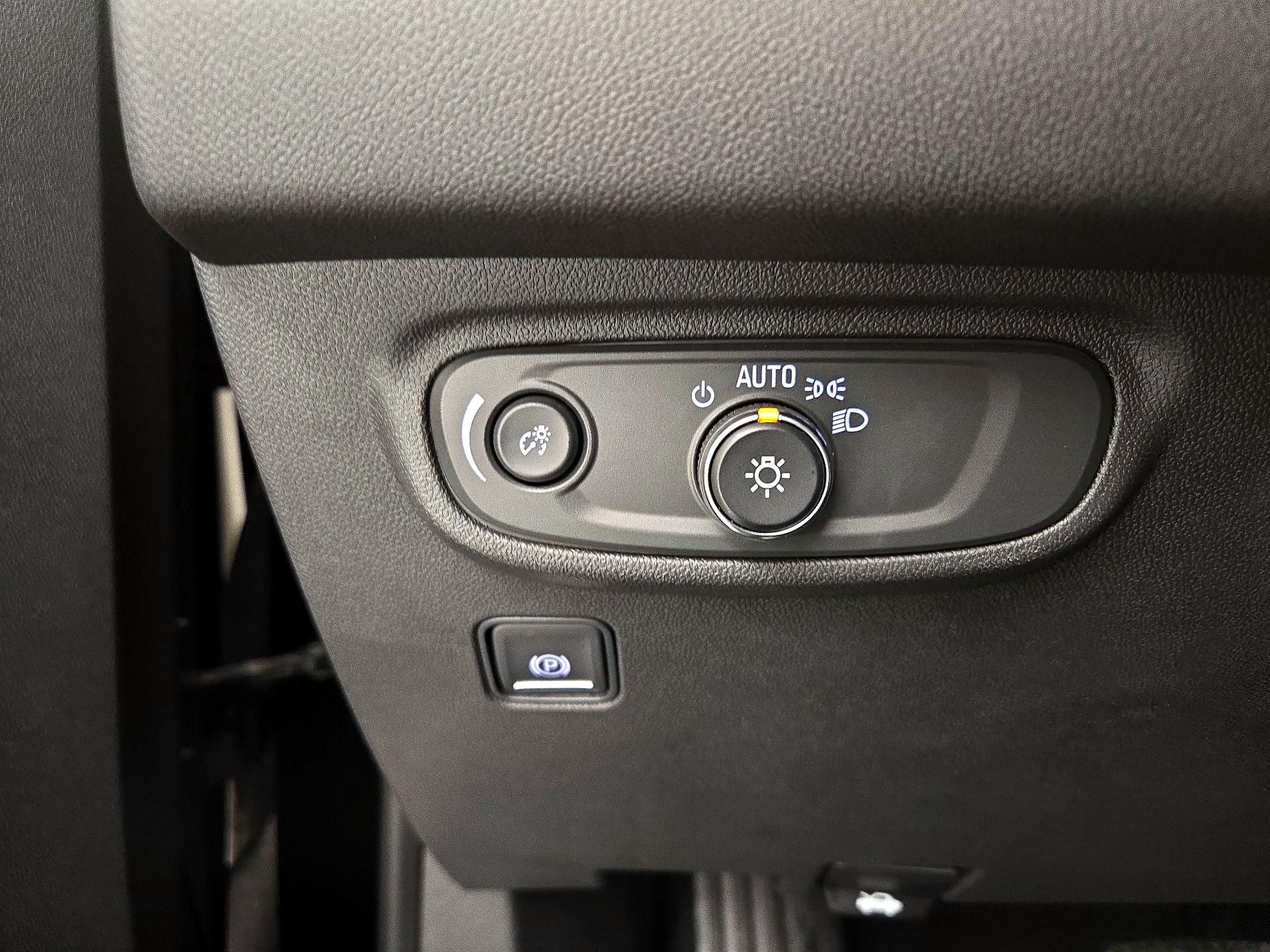 Thumbnail: 2022 GMC Terrain - 13