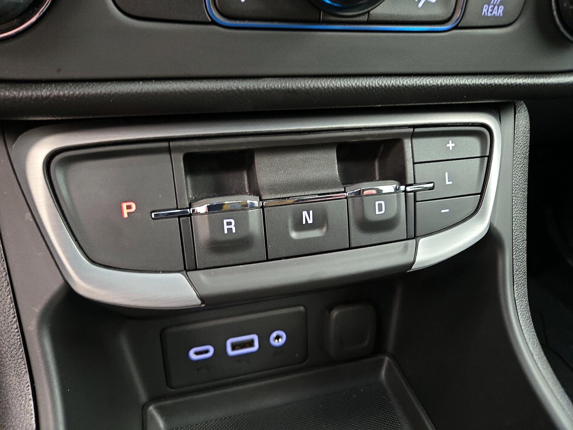 Thumbnail: 2022 GMC Terrain - 17