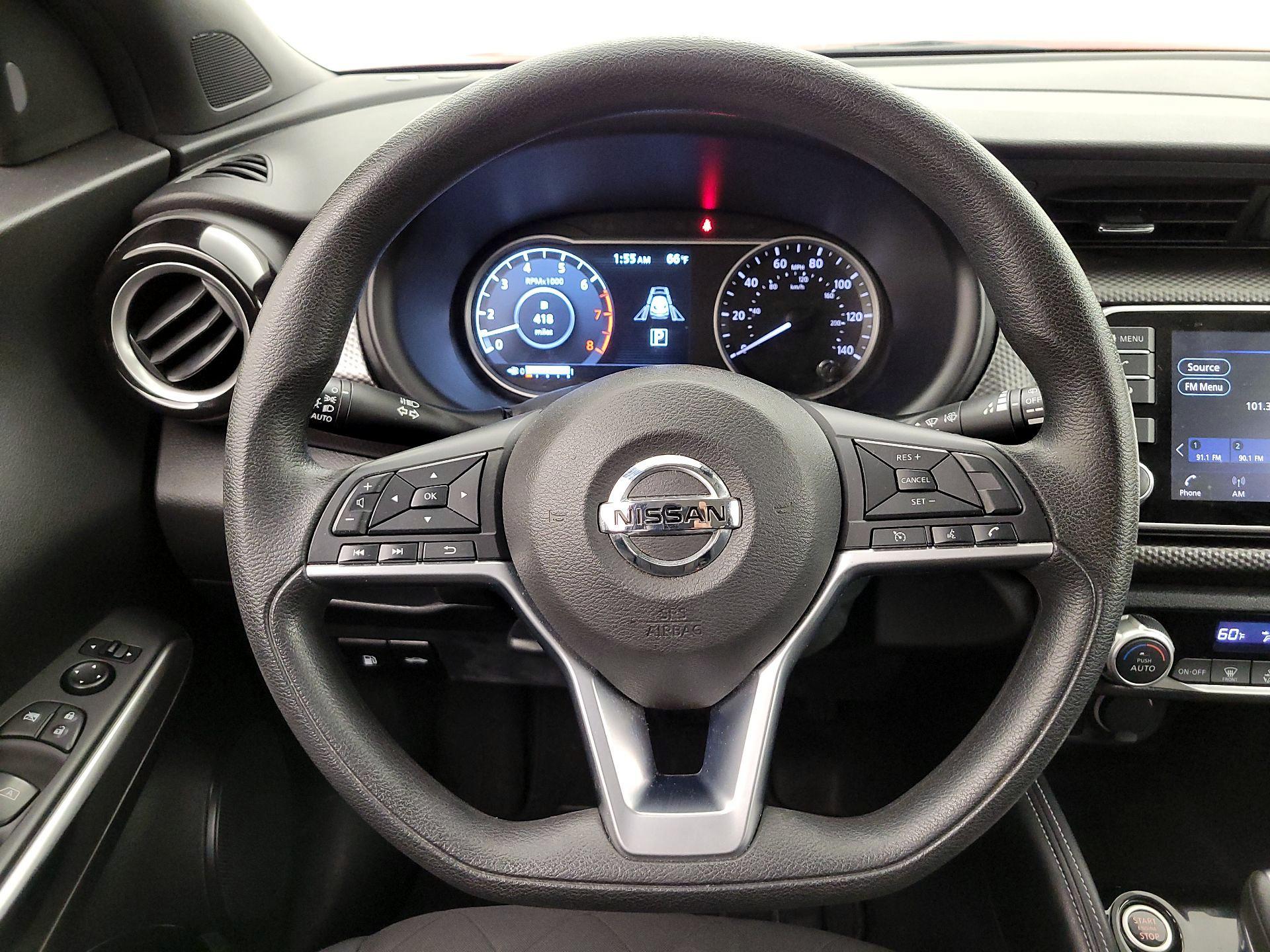 Thumbnail: 2020 Nissan Kicks - 10