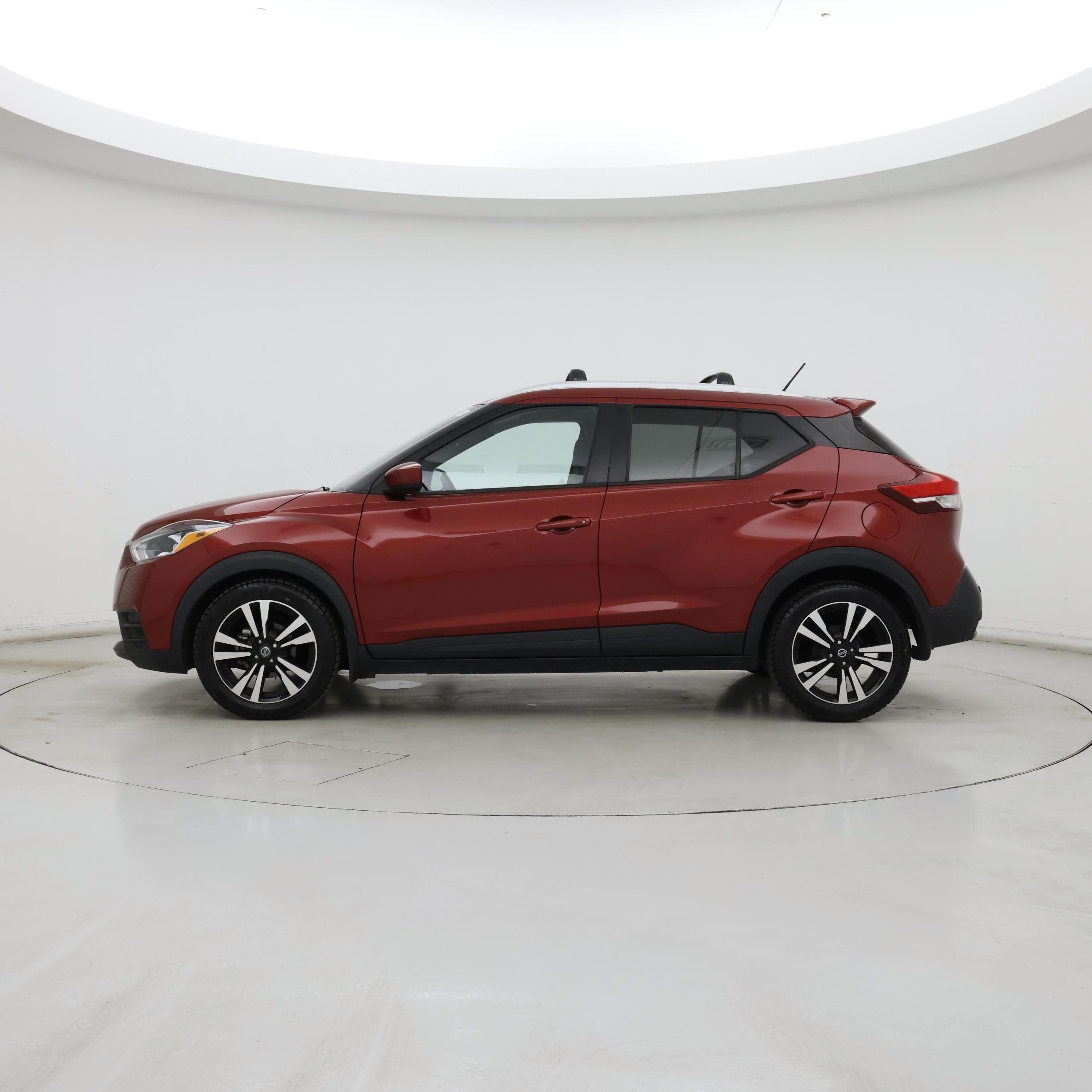 Thumbnail: 2020 Nissan Kicks - 3