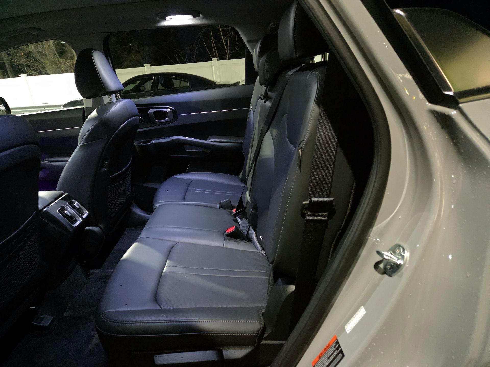 Thumbnail: 2024 Kia Sorento - 19