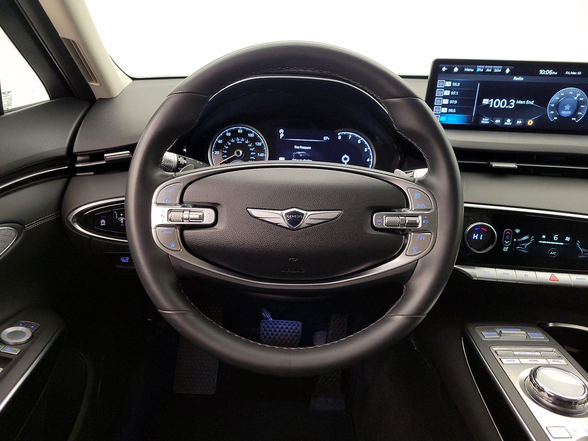 Thumbnail: 2025 Genesis GV70 - 10