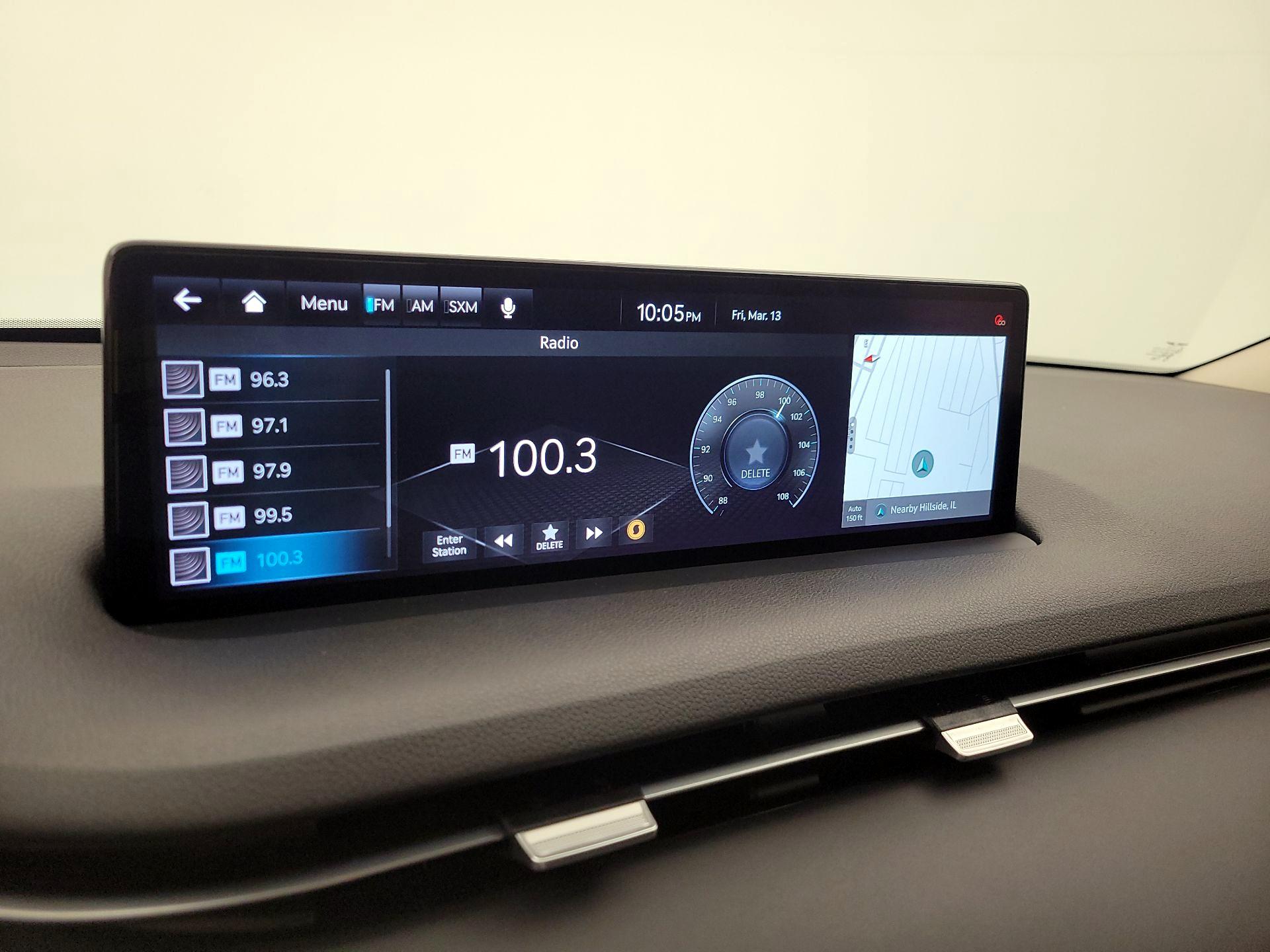 Thumbnail: 2025 Genesis GV70 - 16