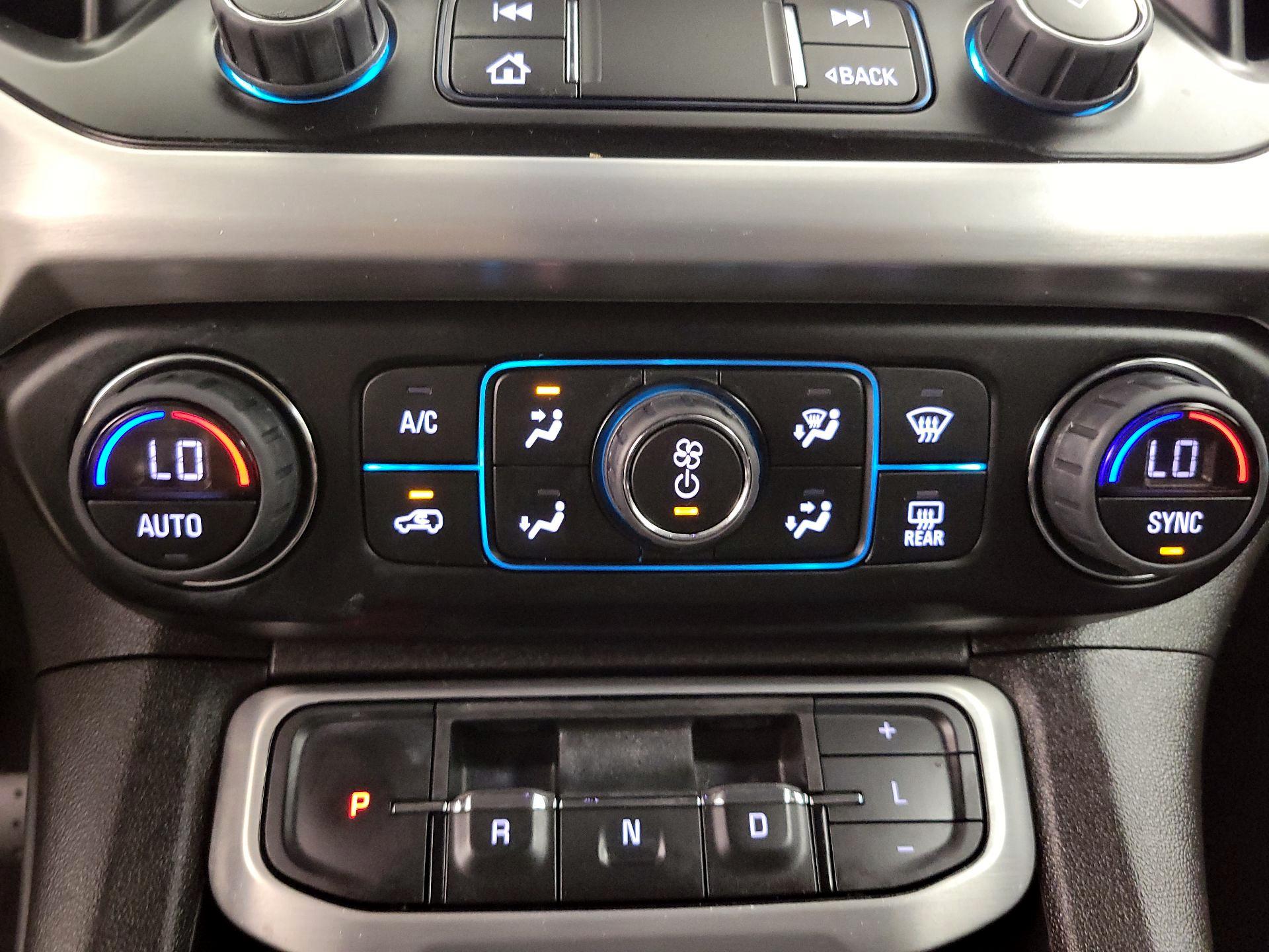 Thumbnail: 2023 GMC Acadia - 17