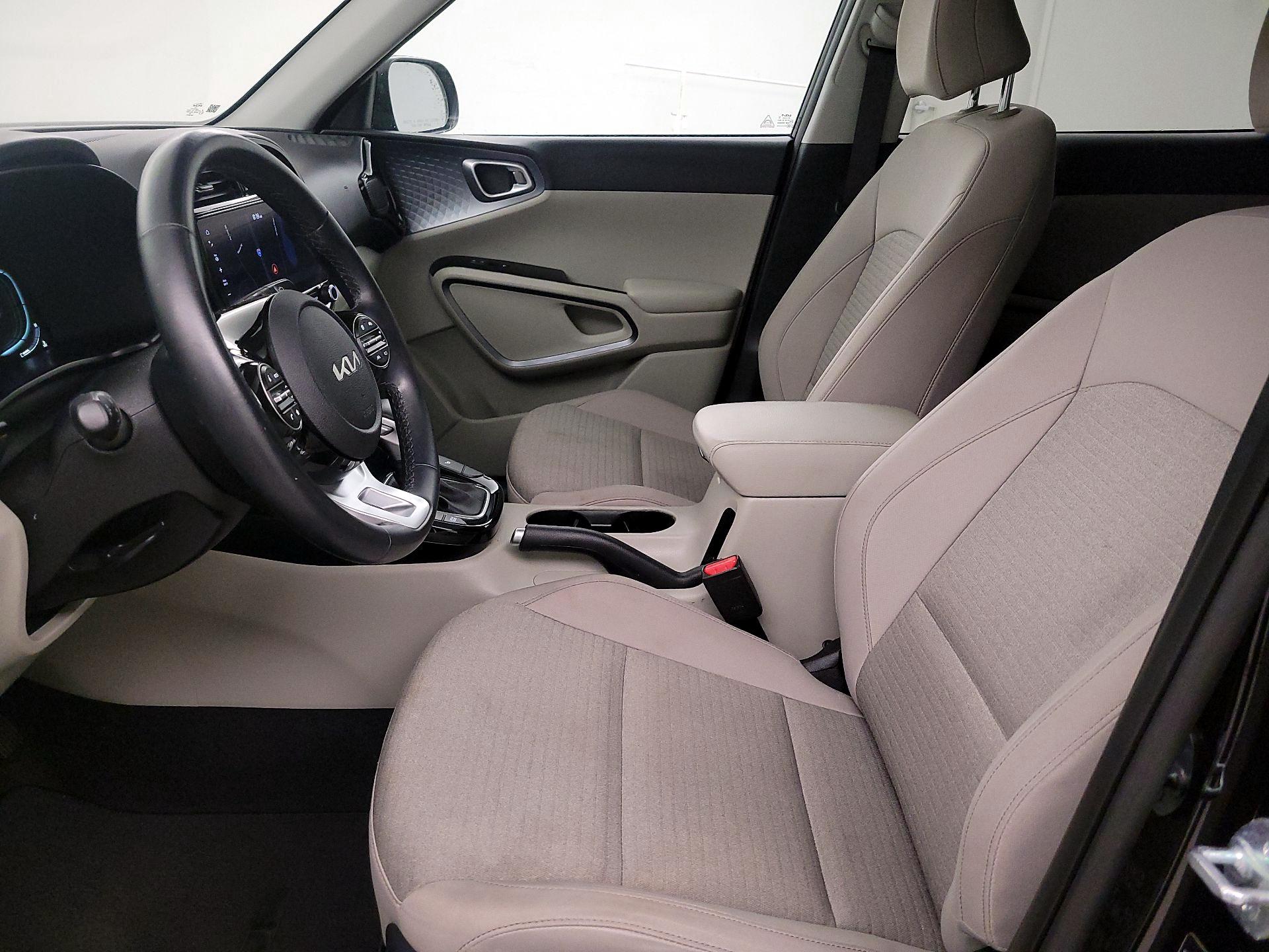 Thumbnail: 2023 Kia Soul - 11