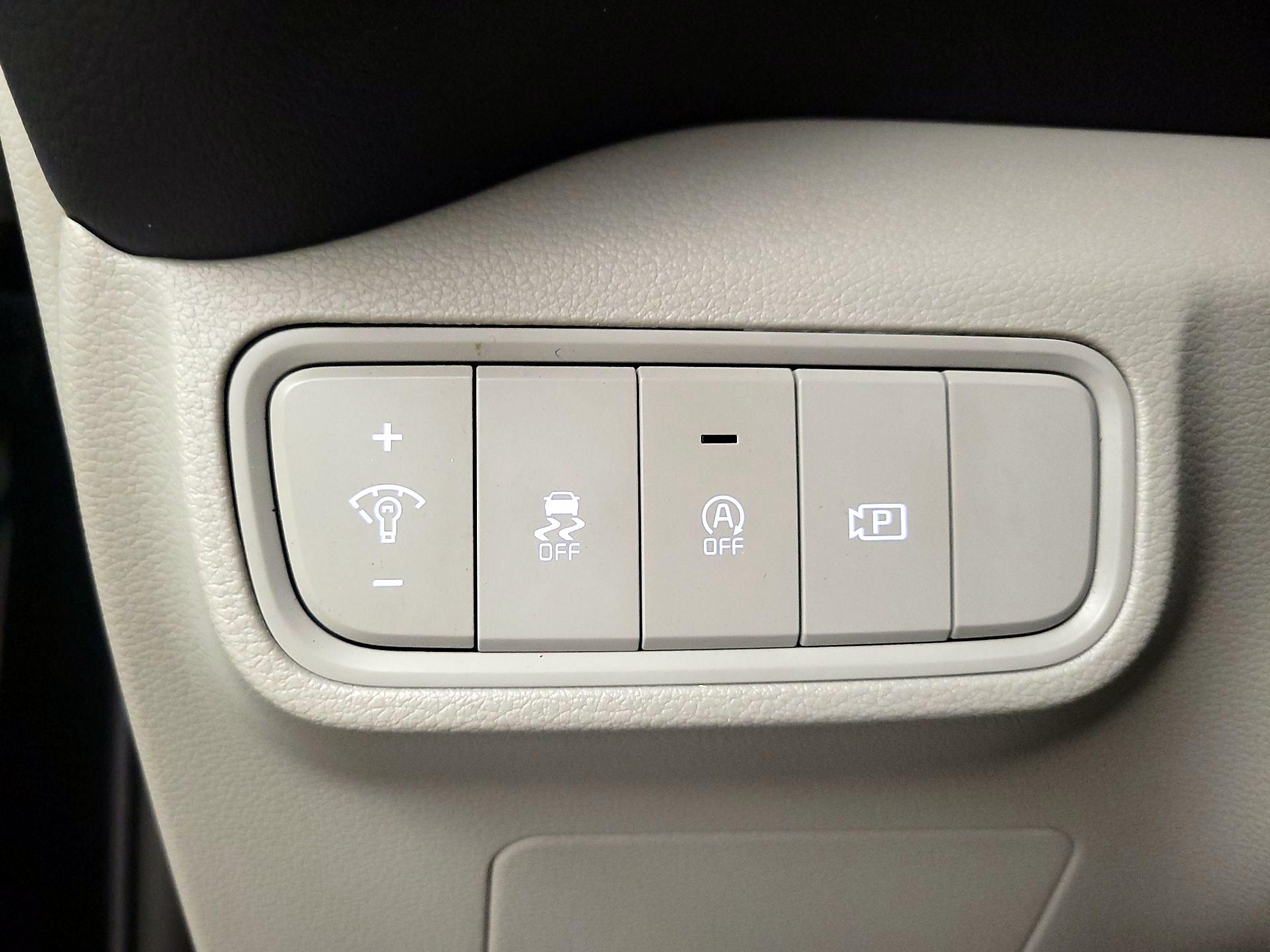 Thumbnail: 2023 Kia Soul - 13