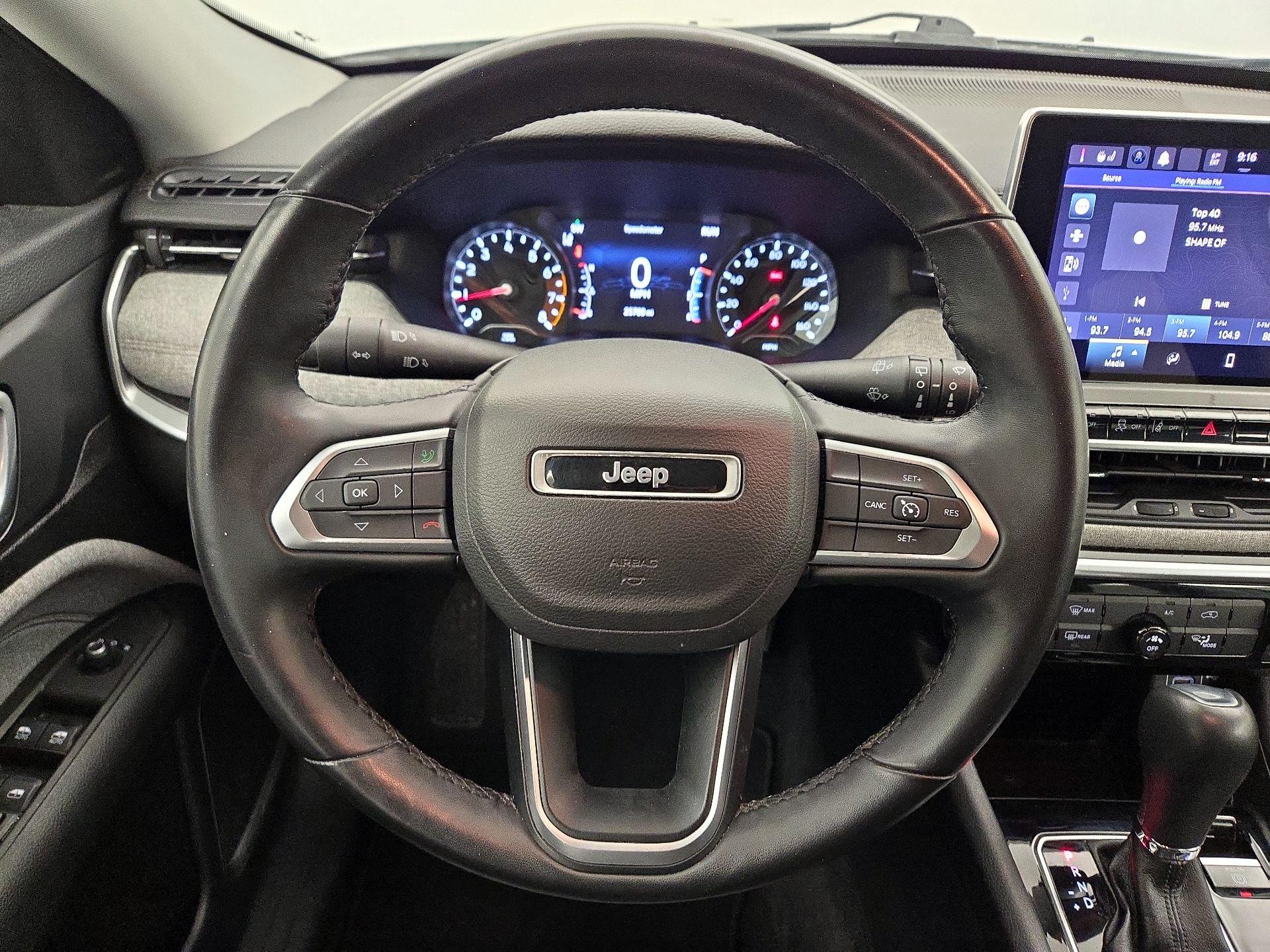 Thumbnail: 2022 Jeep Compass - 10