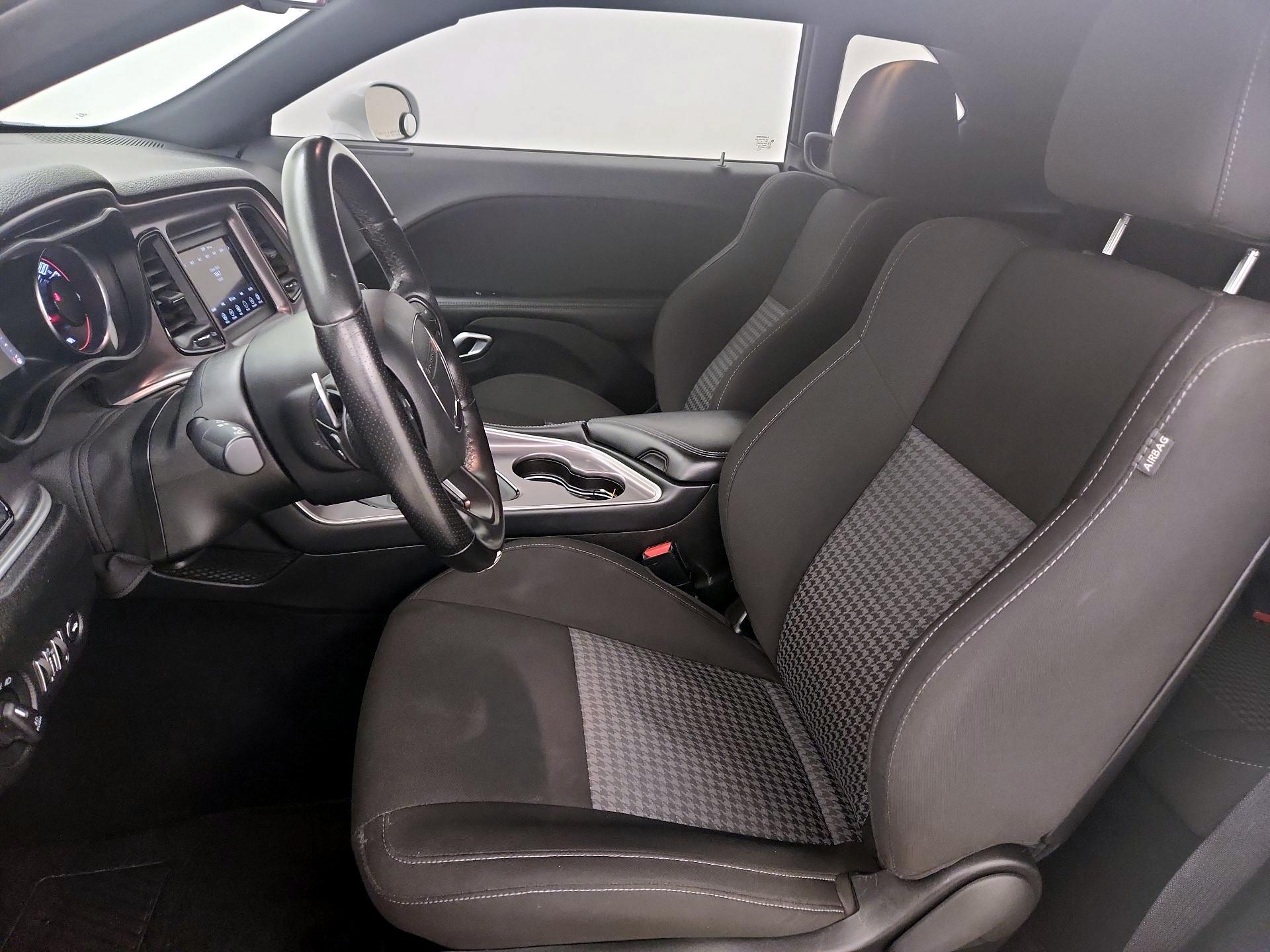 Thumbnail: 2022 Dodge Challenger - 11