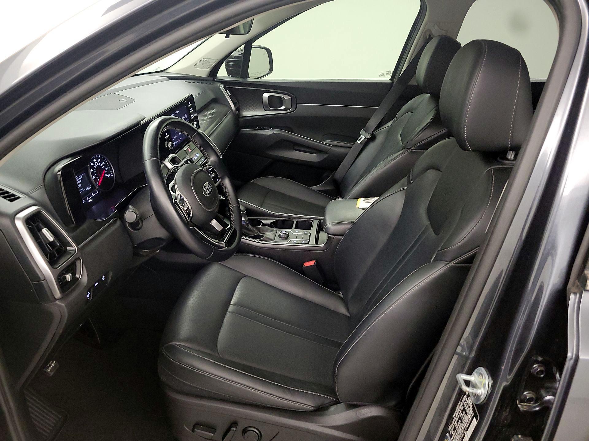 Thumbnail: 2021 Kia Sorento - 11