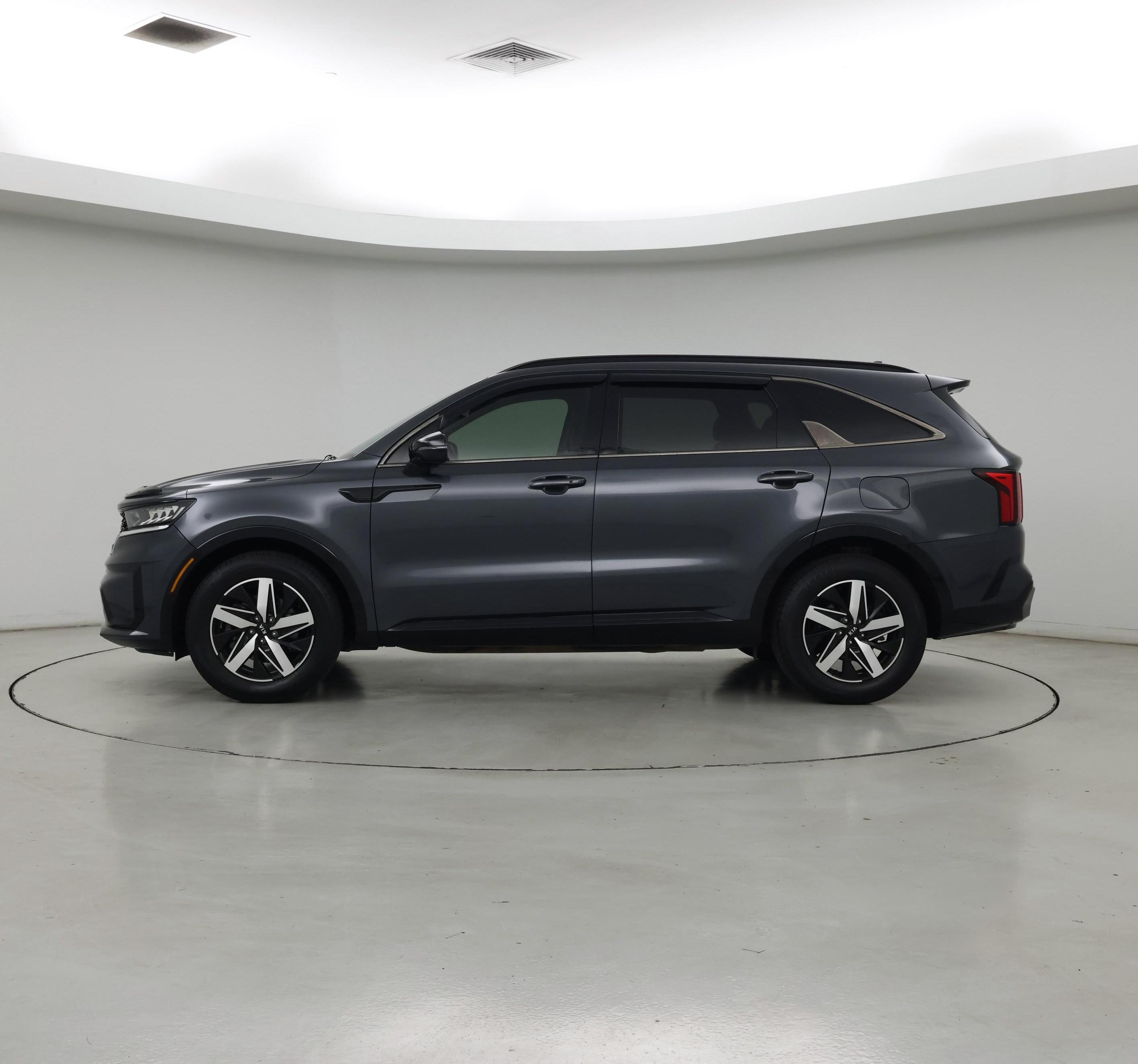 Thumbnail: 2021 Kia Sorento - 3