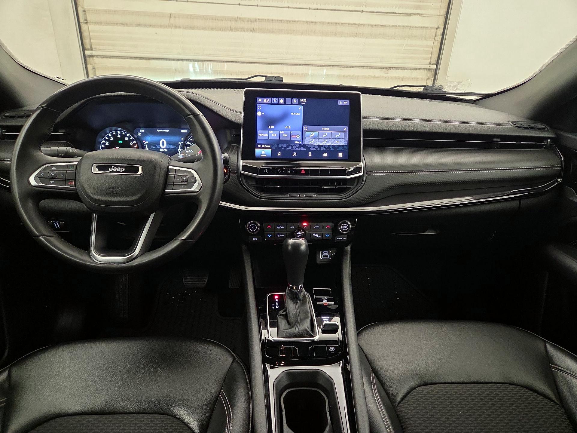 Thumbnail: 2023 Jeep Compass - 9