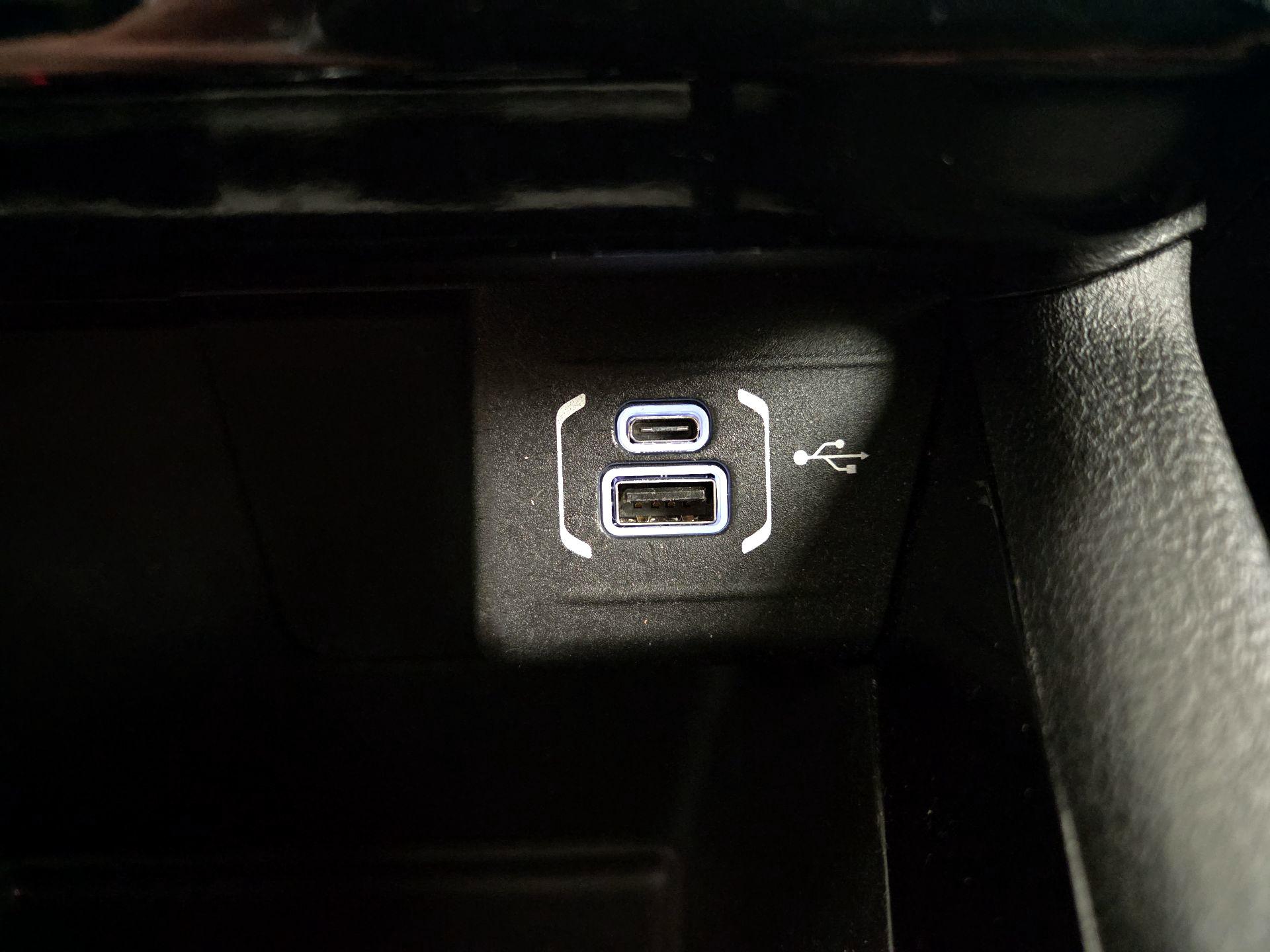 Thumbnail: 2023 Jeep Compass - 18