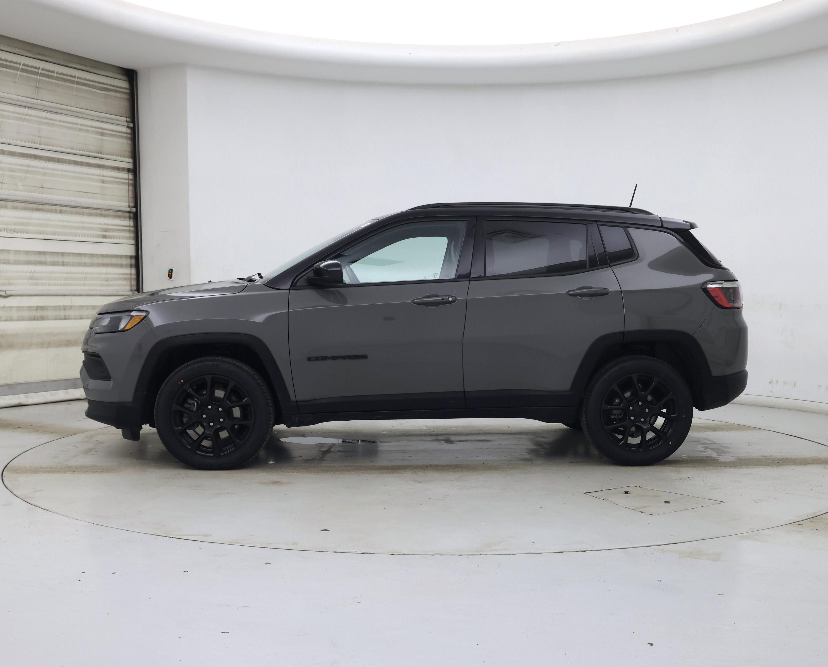 Thumbnail: 2023 Jeep Compass - 3