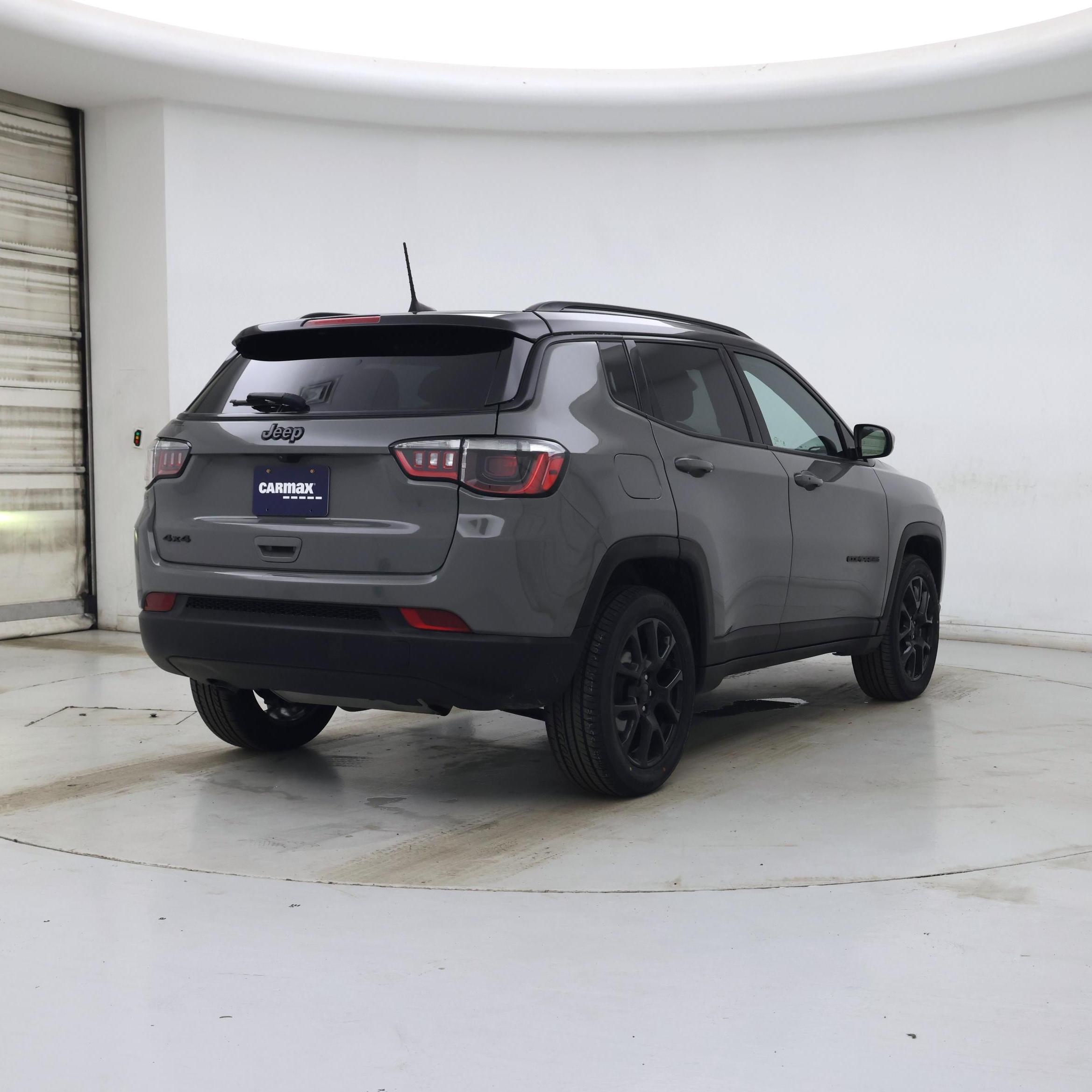 Thumbnail: 2023 Jeep Compass - 8