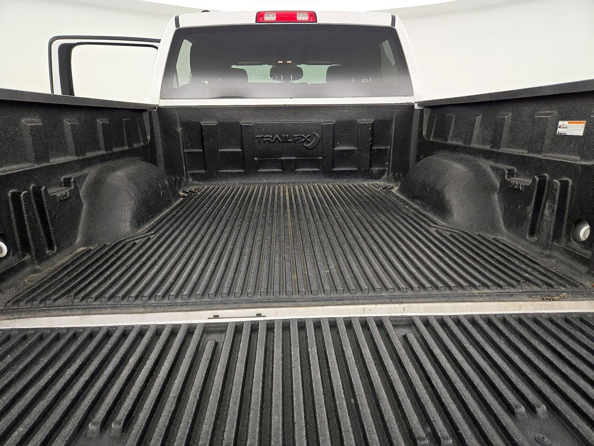 Thumbnail: 2024 RAM 1500 Classic - 20