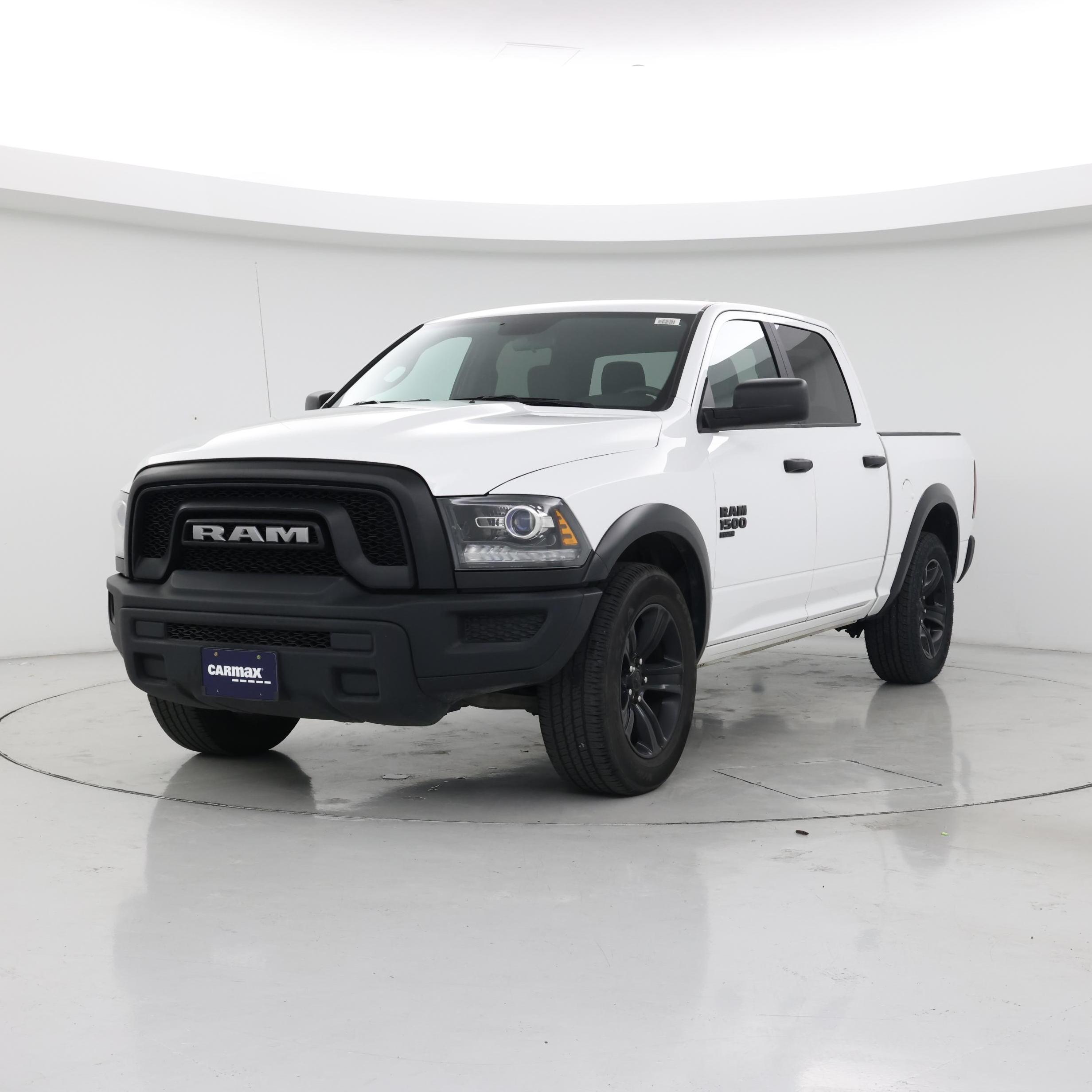 Thumbnail: 2024 RAM 1500 Classic - 4