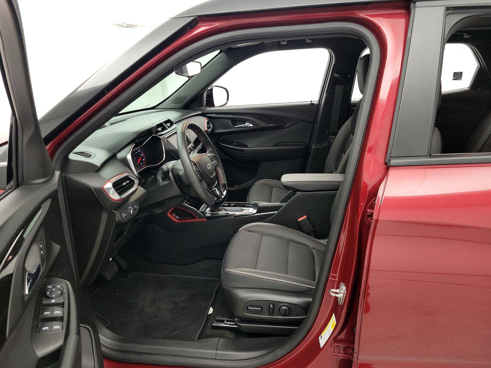 Thumbnail: 2022 Chevrolet TrailBlazer - 11