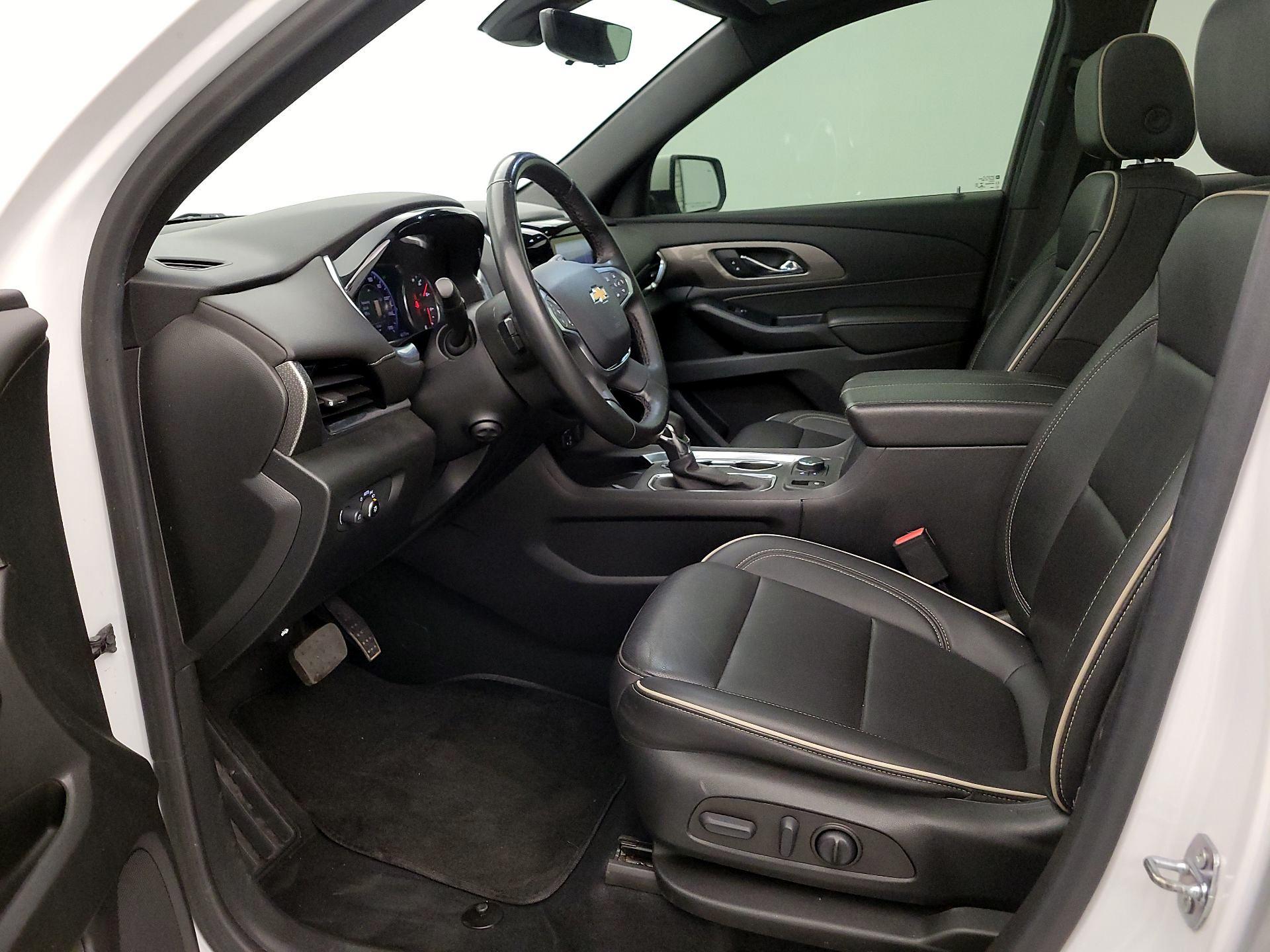 Thumbnail: 2023 Chevrolet Traverse - 11