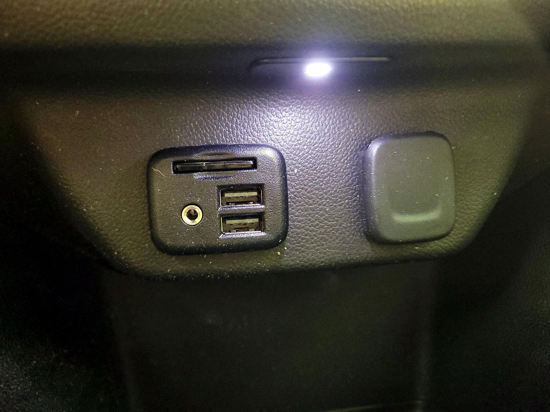 Thumbnail: 2023 Chevrolet Traverse - 19