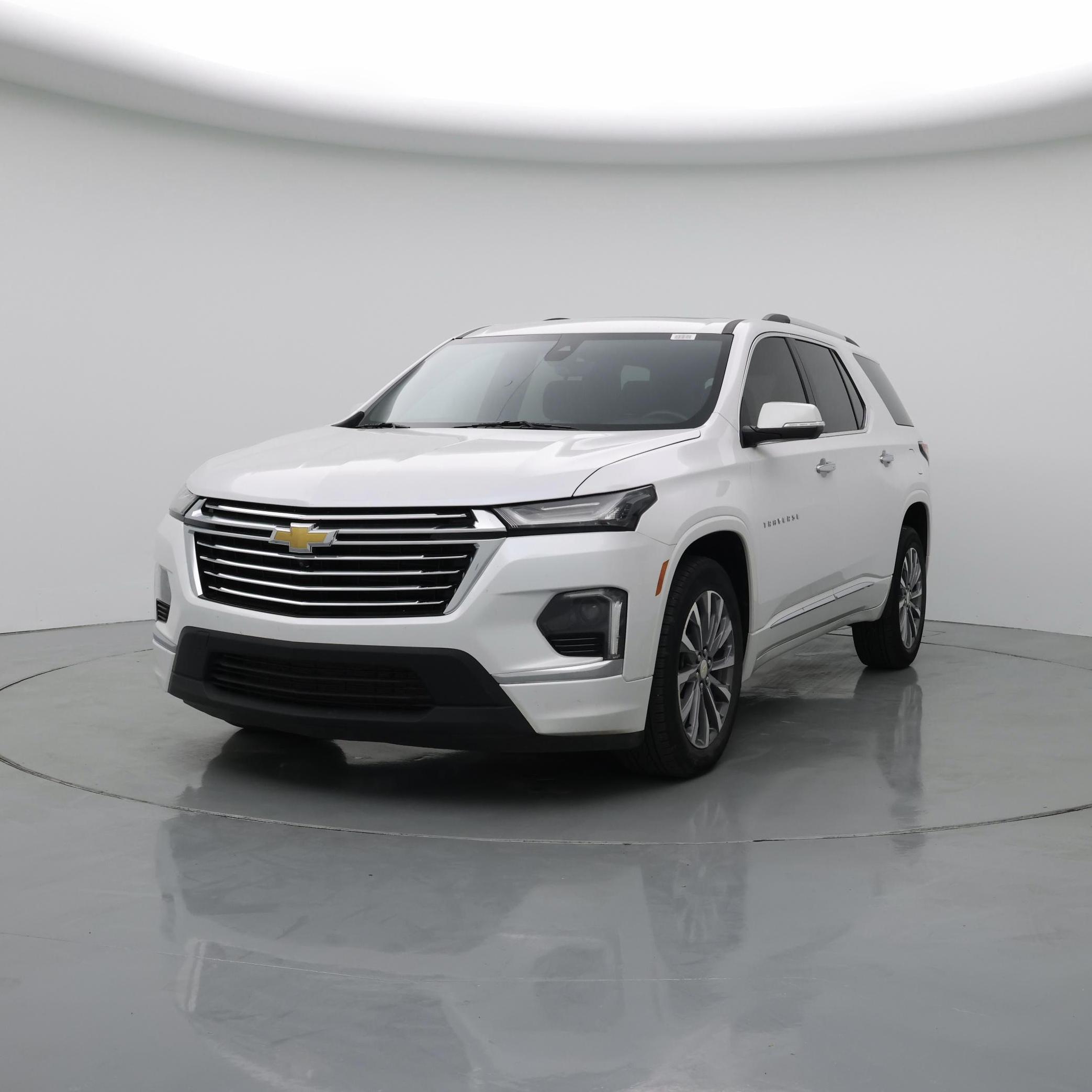 Thumbnail: 2023 Chevrolet Traverse - 4