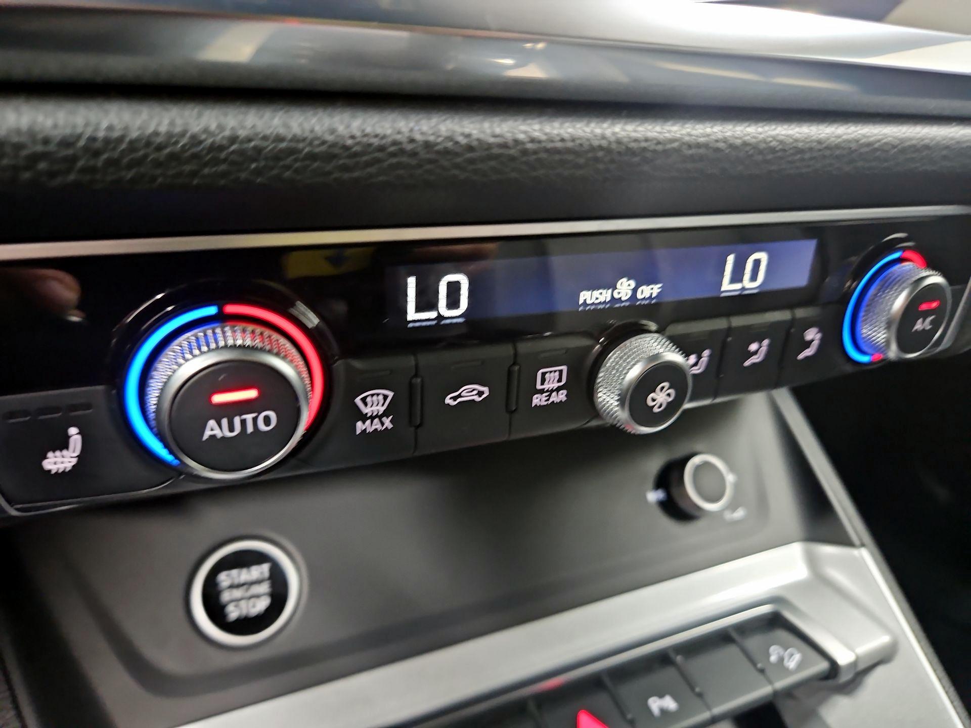 Thumbnail: 2024 Audi Q3 - 16