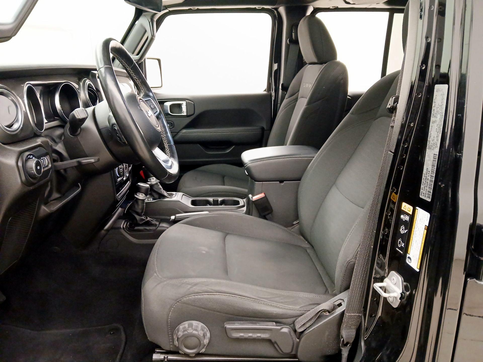 Thumbnail: 2022 Jeep Wrangler - 11