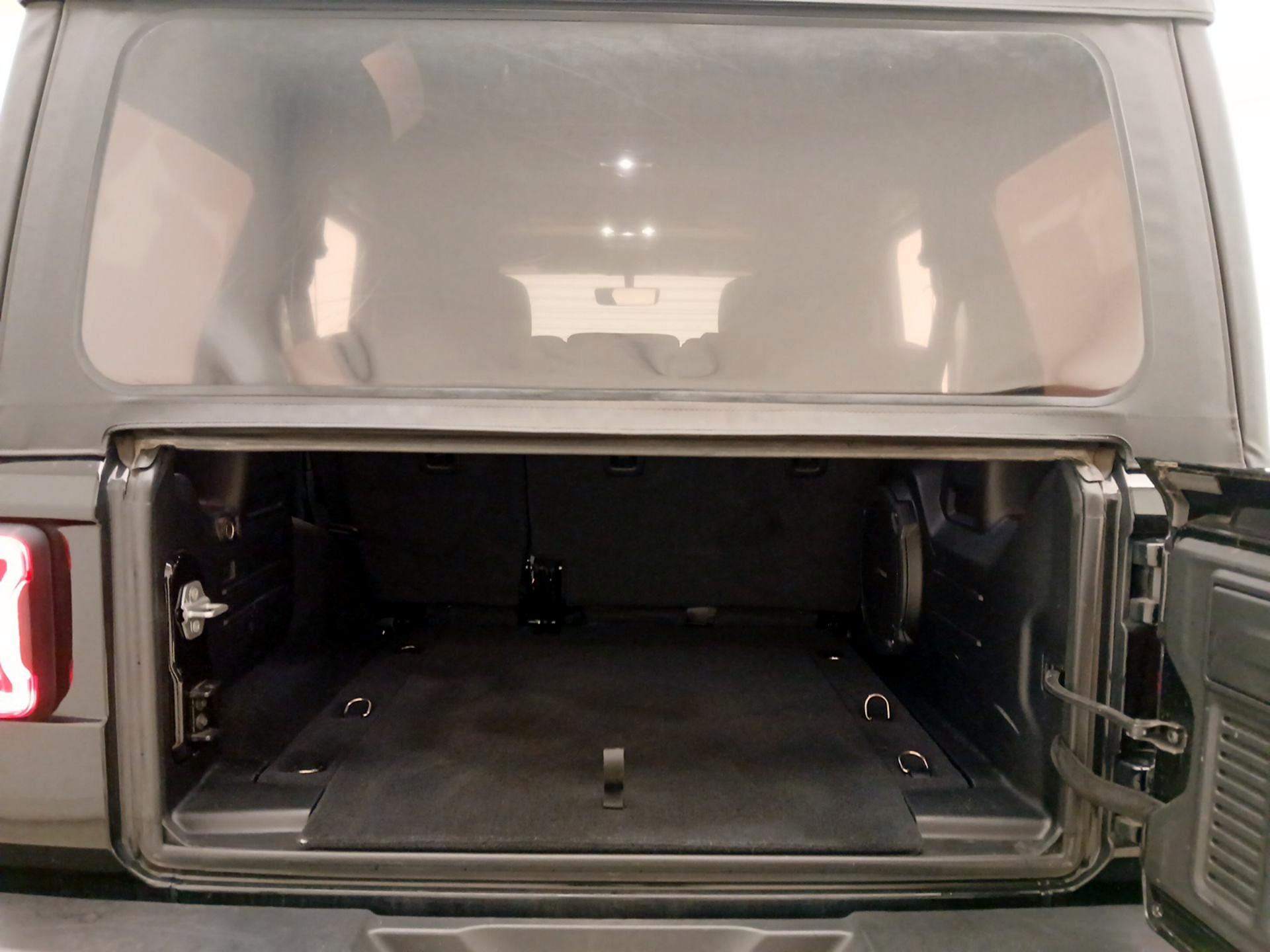 Thumbnail: 2022 Jeep Wrangler - 19