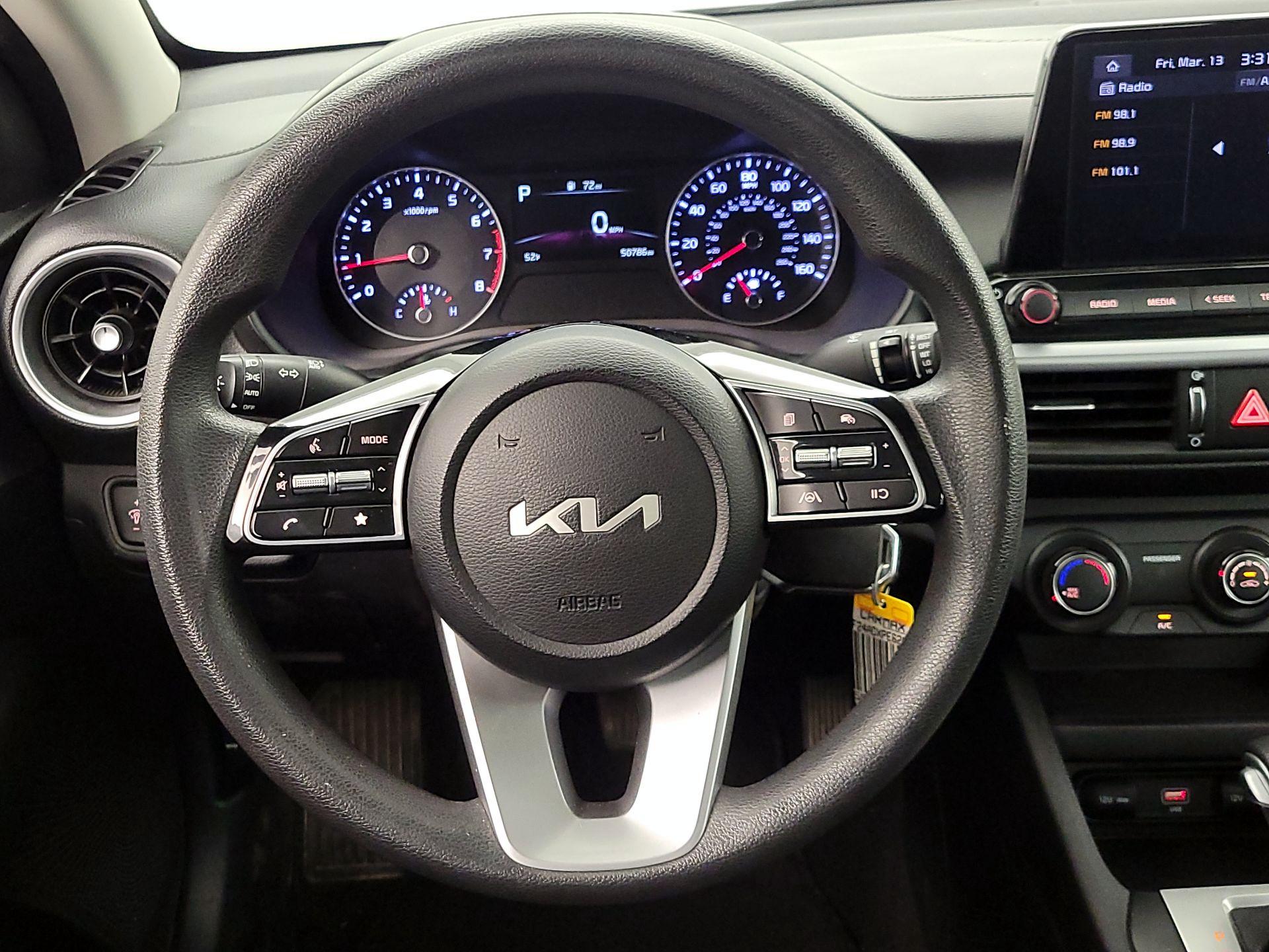 Thumbnail: 2023 Kia Forte - 10