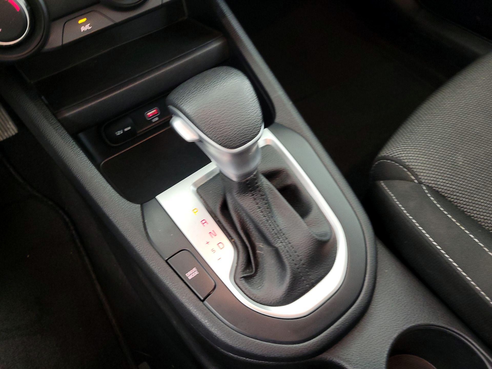 Thumbnail: 2023 Kia Forte - 17