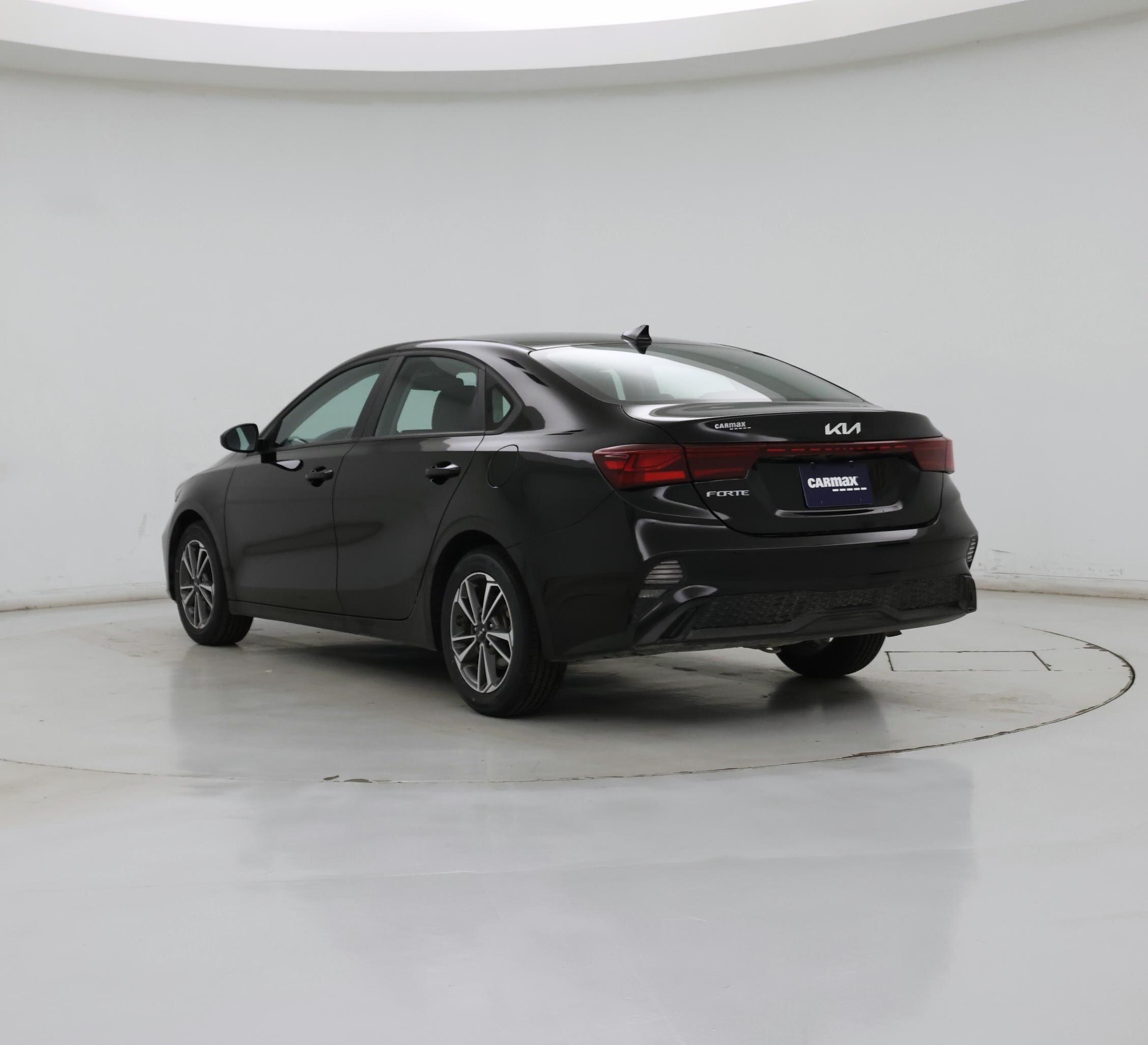 Thumbnail: 2023 Kia Forte - 2