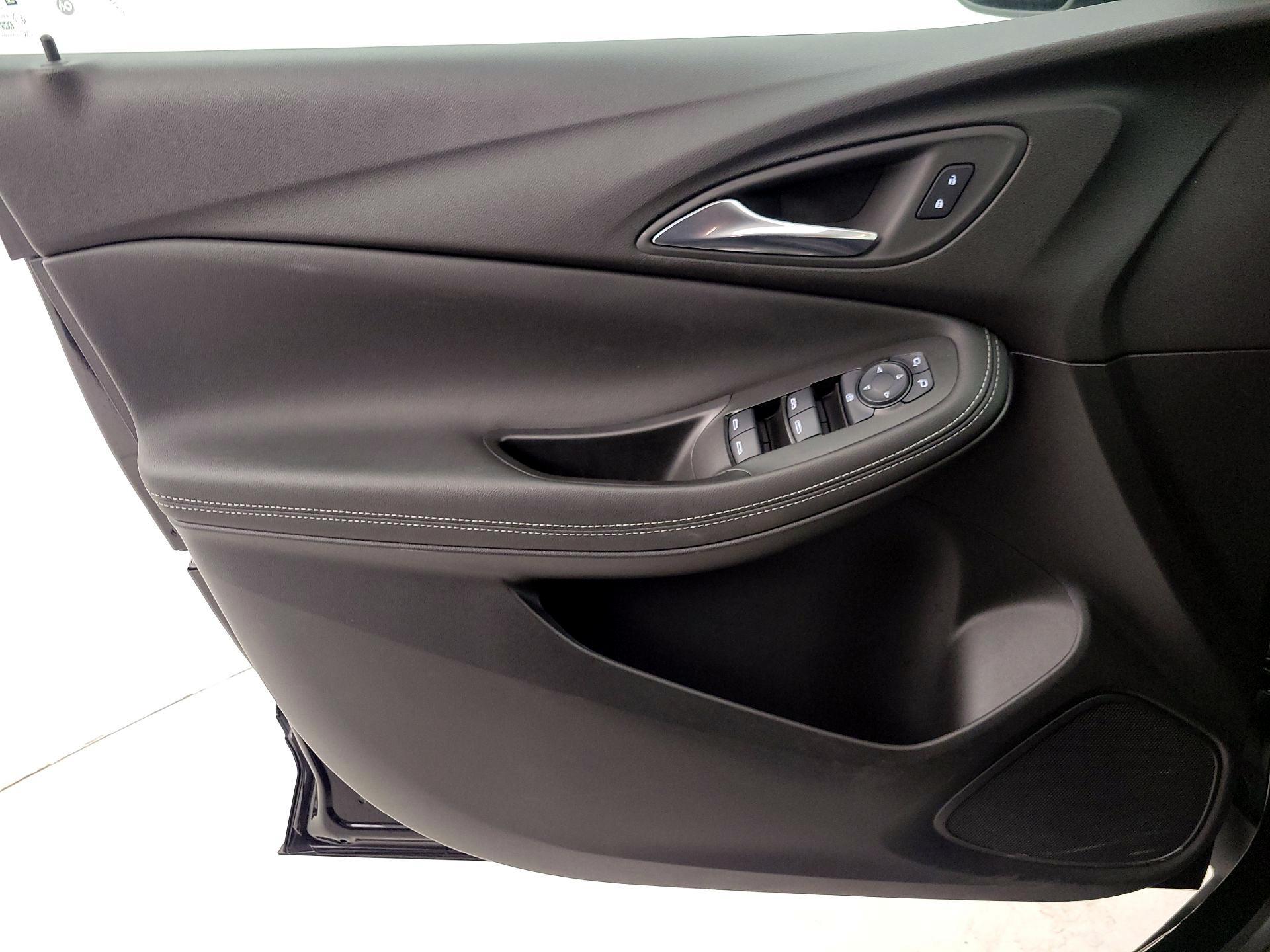 Thumbnail: 2023 Buick Encore GX - 12