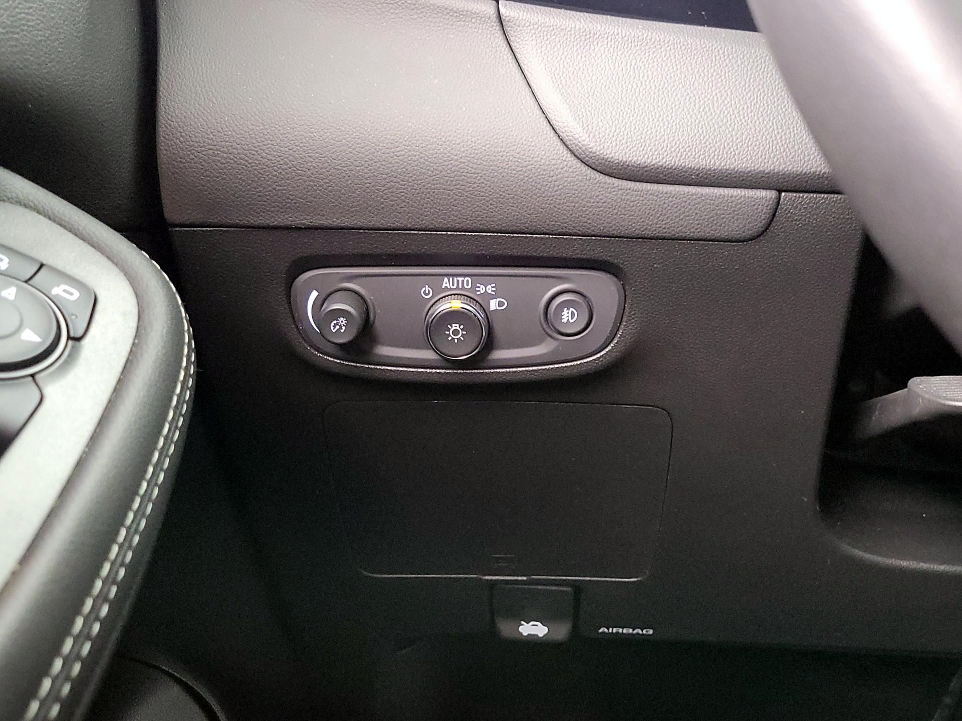 Thumbnail: 2023 Buick Encore GX - 13