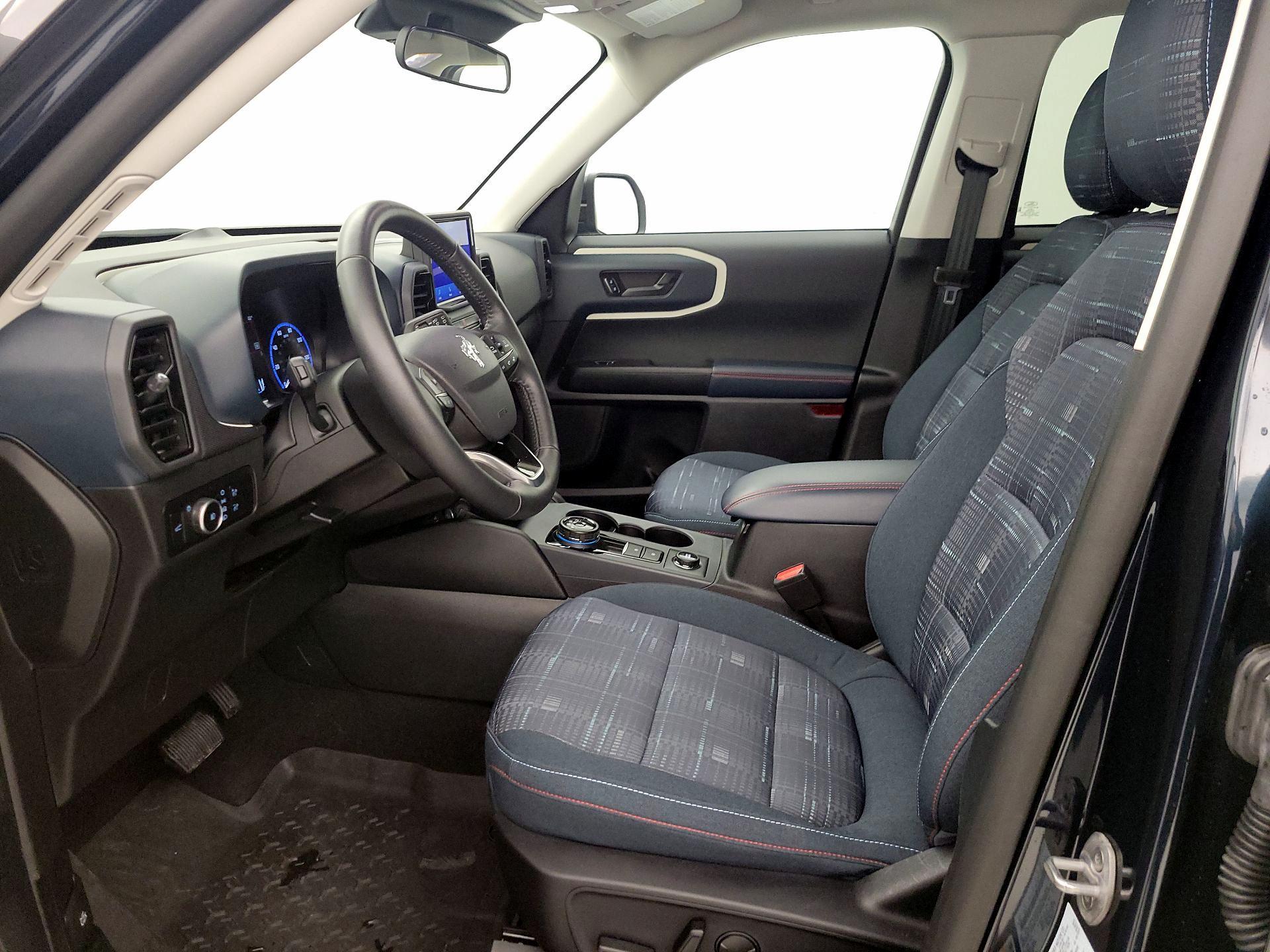 Thumbnail: 2023 Ford Bronco Sport - 11