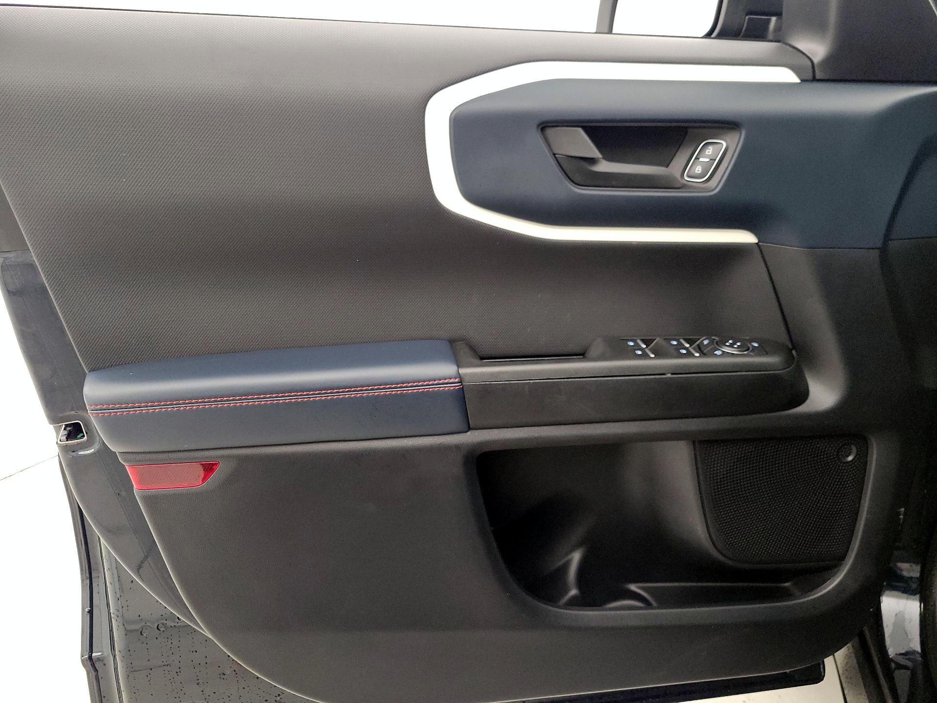 Thumbnail: 2023 Ford Bronco Sport - 12