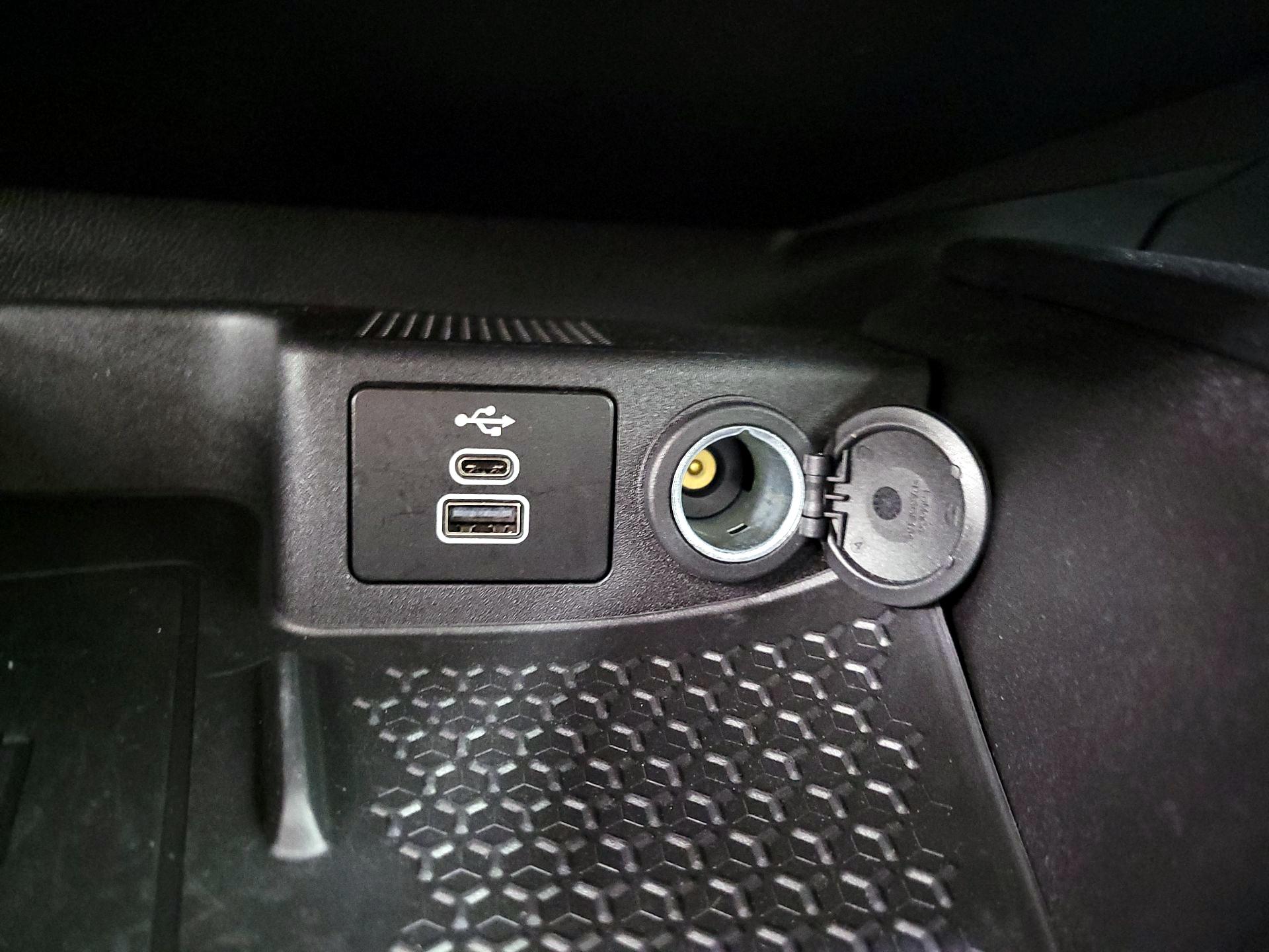 Thumbnail: 2023 Ford Bronco Sport - 18