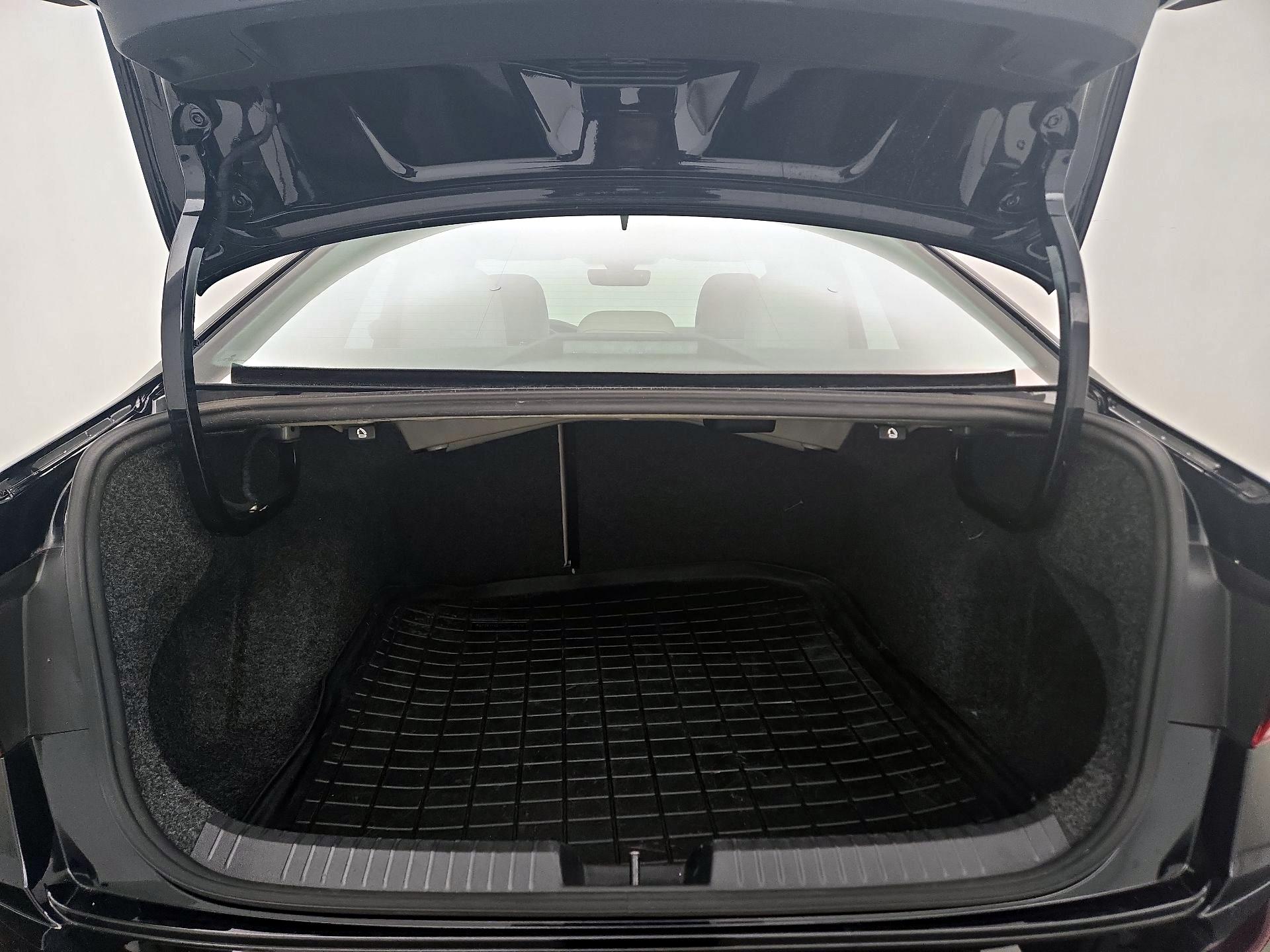 Thumbnail: 2022 Volkswagen Jetta - 20