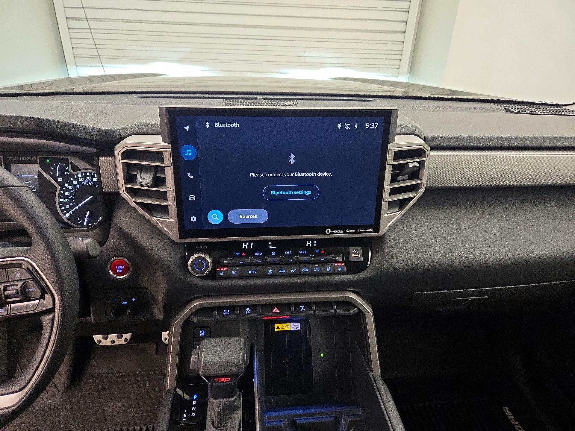 Thumbnail: 2023 Toyota Tundra - 9